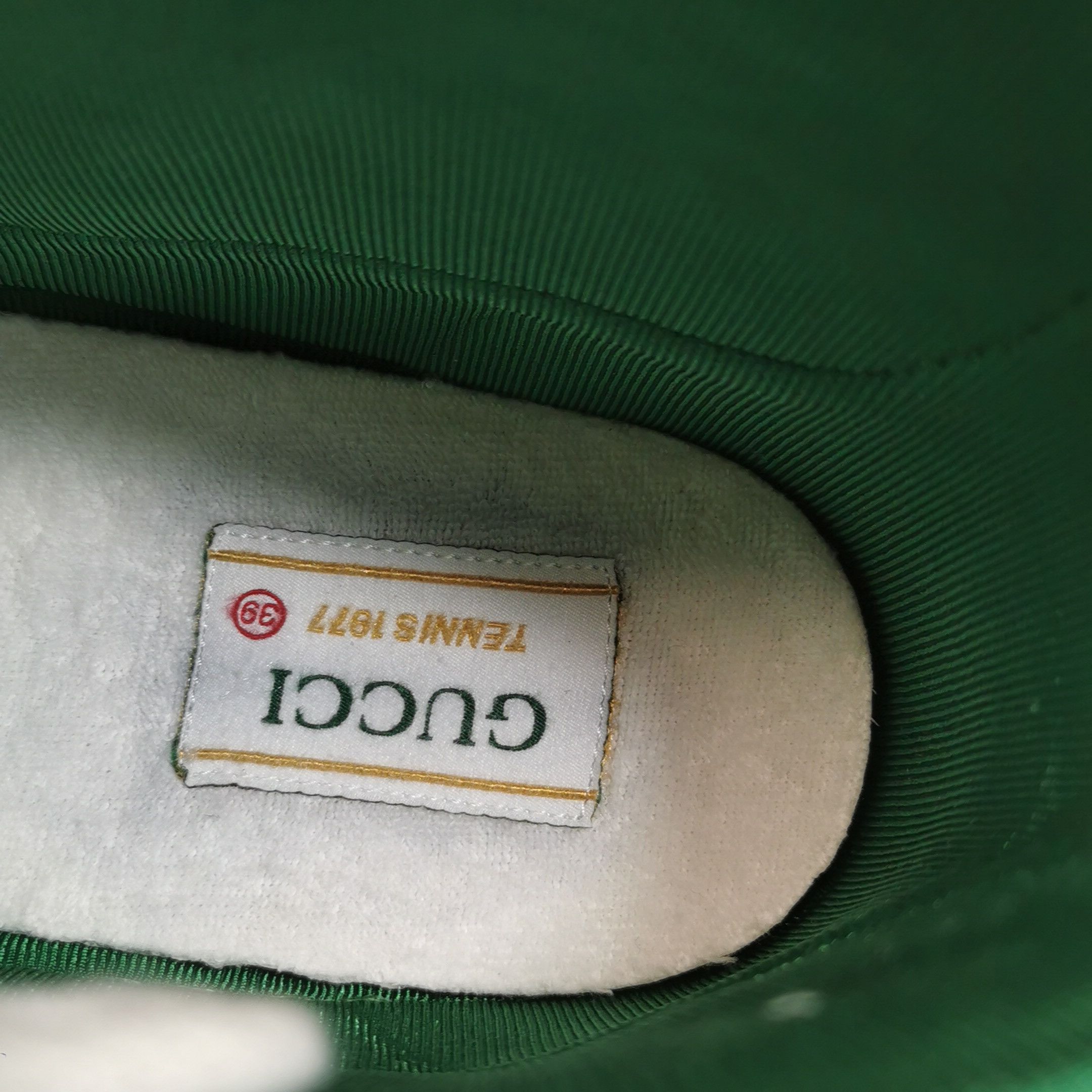 Gucci Gucci Women 9 Lowtop Sneakers Size US 9 / IT 39 - 9 Thumbnail