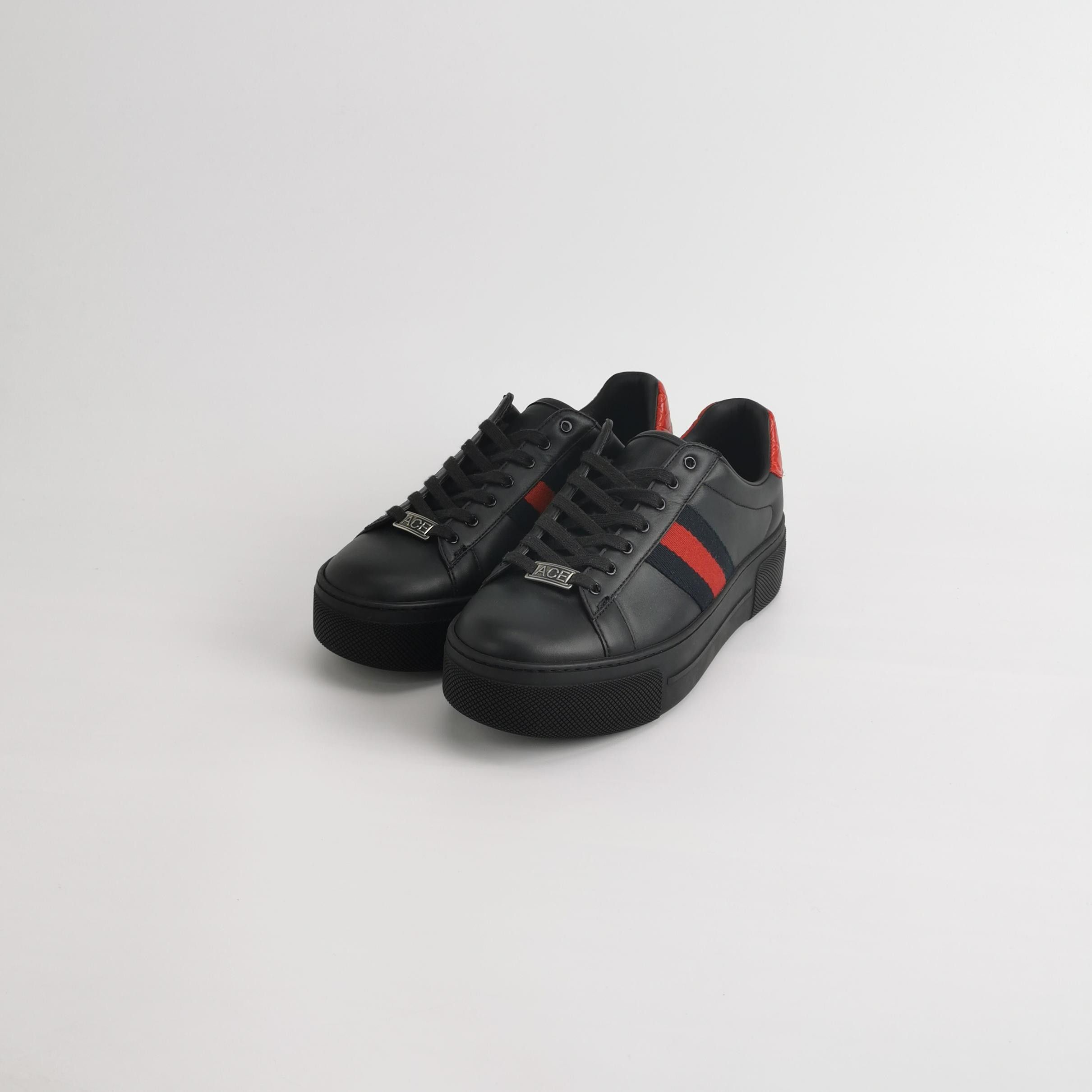 Gucci Gucci Women 8-5 Lowtop Sneakers Size US 8.5 / IT 38.5 - 2 Thumbnail