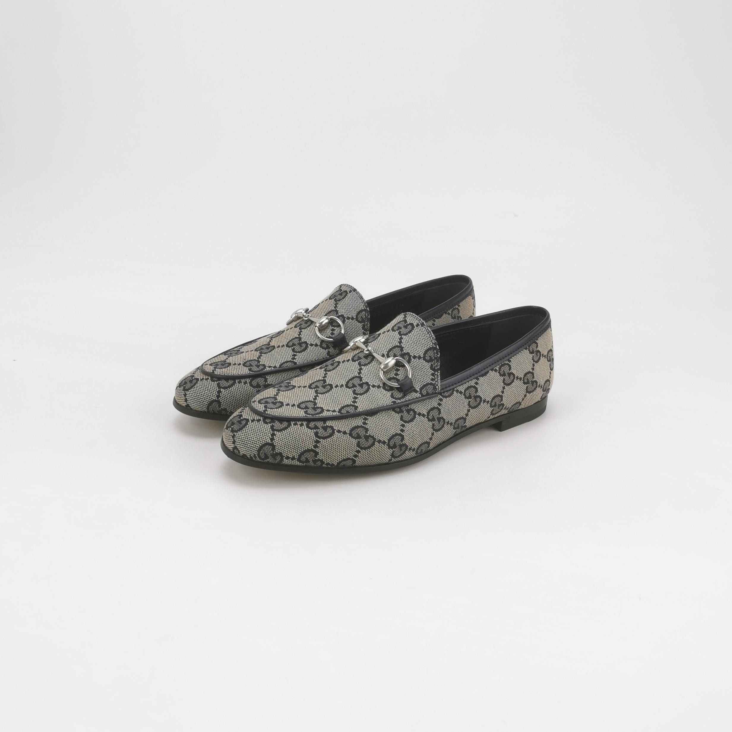 Gucci Gucci Women 5-5 Flats Size US 5.5 / IT 35.5 - 2 Thumbnail