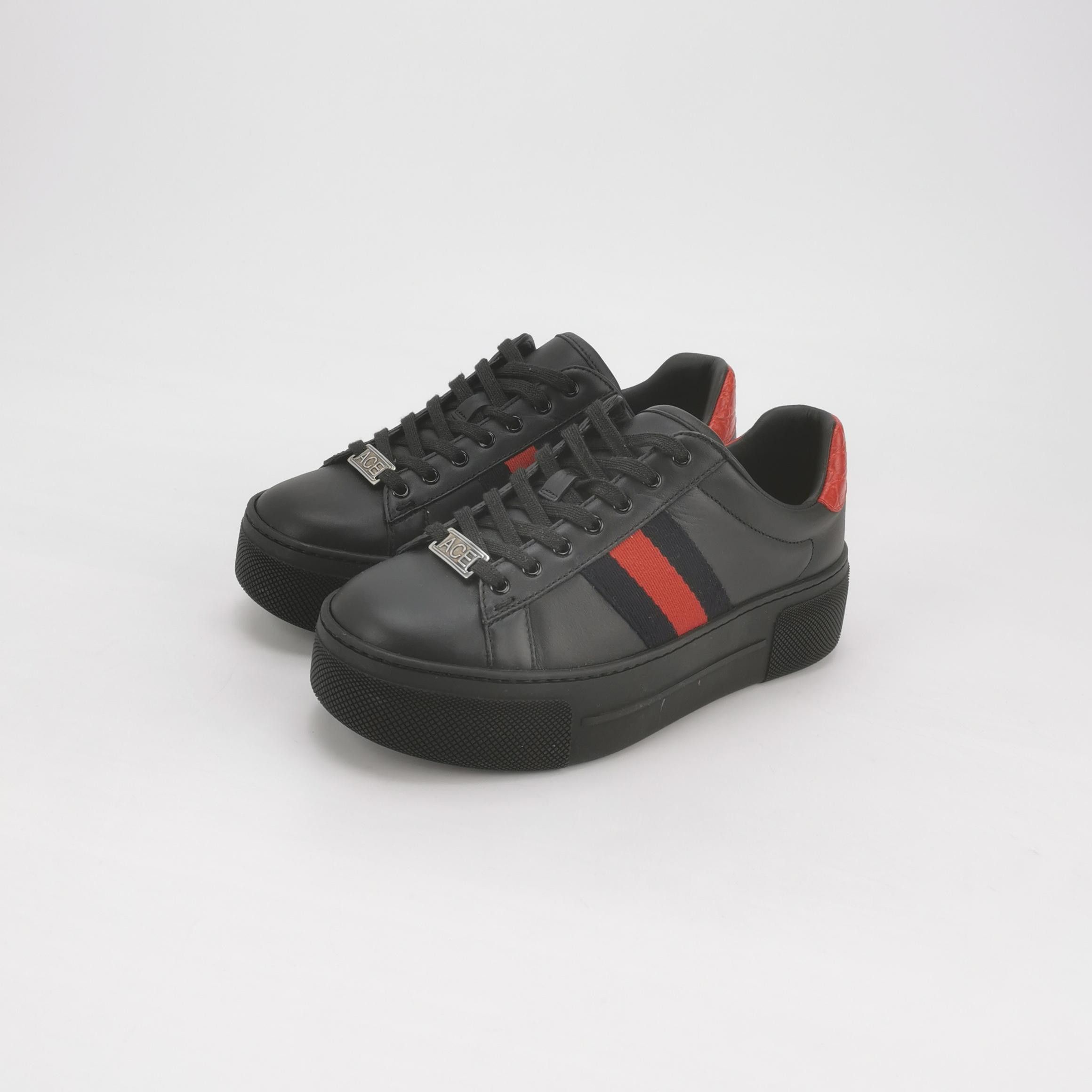 Gucci Gucci Women 5 Lowtop Sneakers Size US 5 / IT 35 - 2 Thumbnail