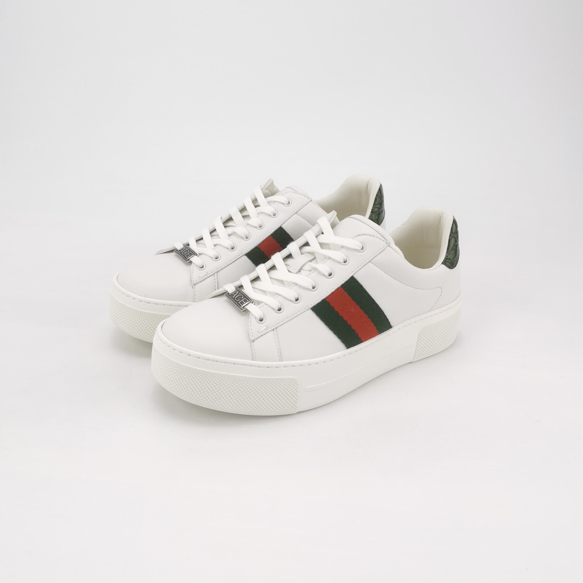 Gucci Gucci Women 9 Lowtop Sneakers Size US 9 / IT 39 - 2 Thumbnail