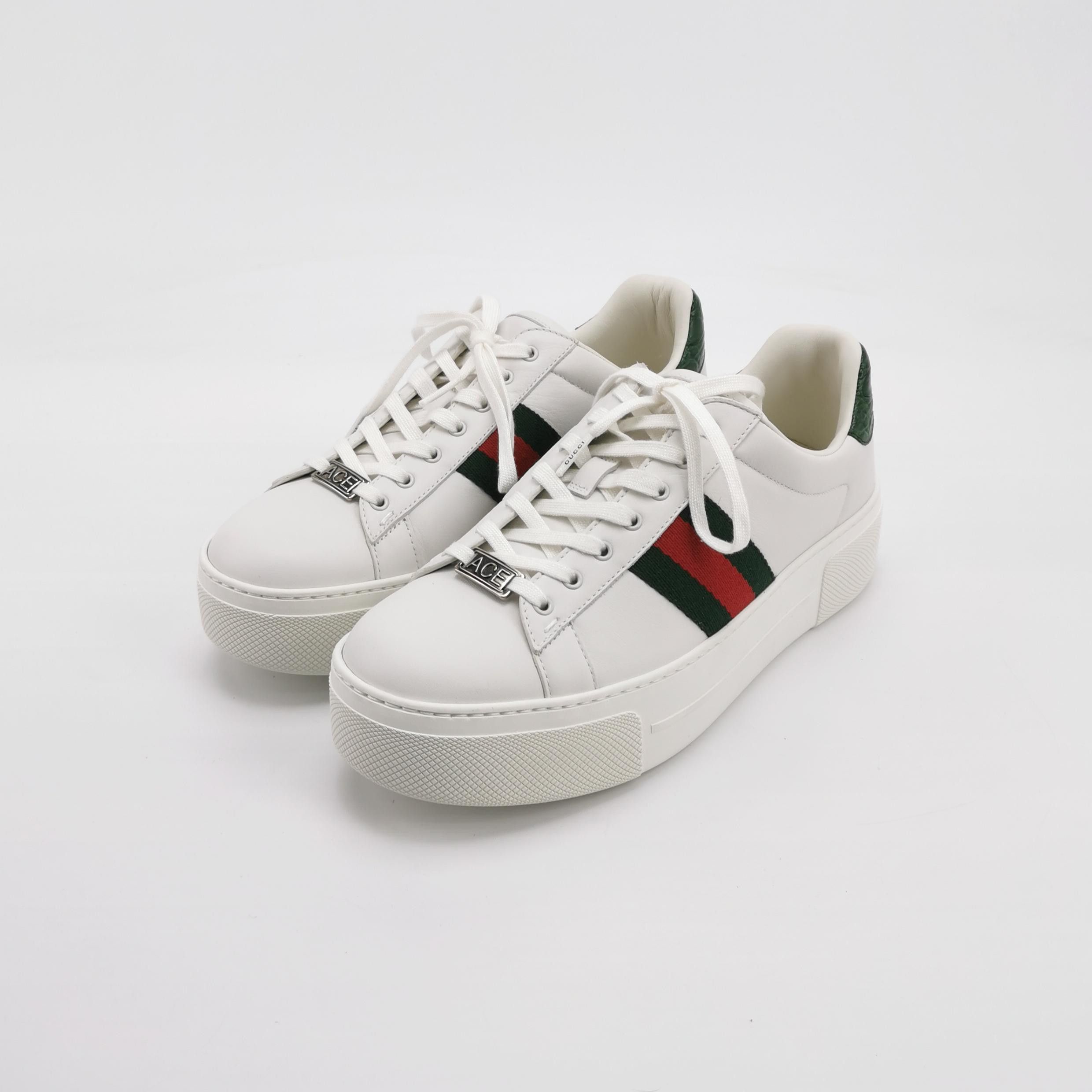 Gucci Gucci Women 9 Lowtop Sneakers Size US 9 / IT 39 - 2 Thumbnail
