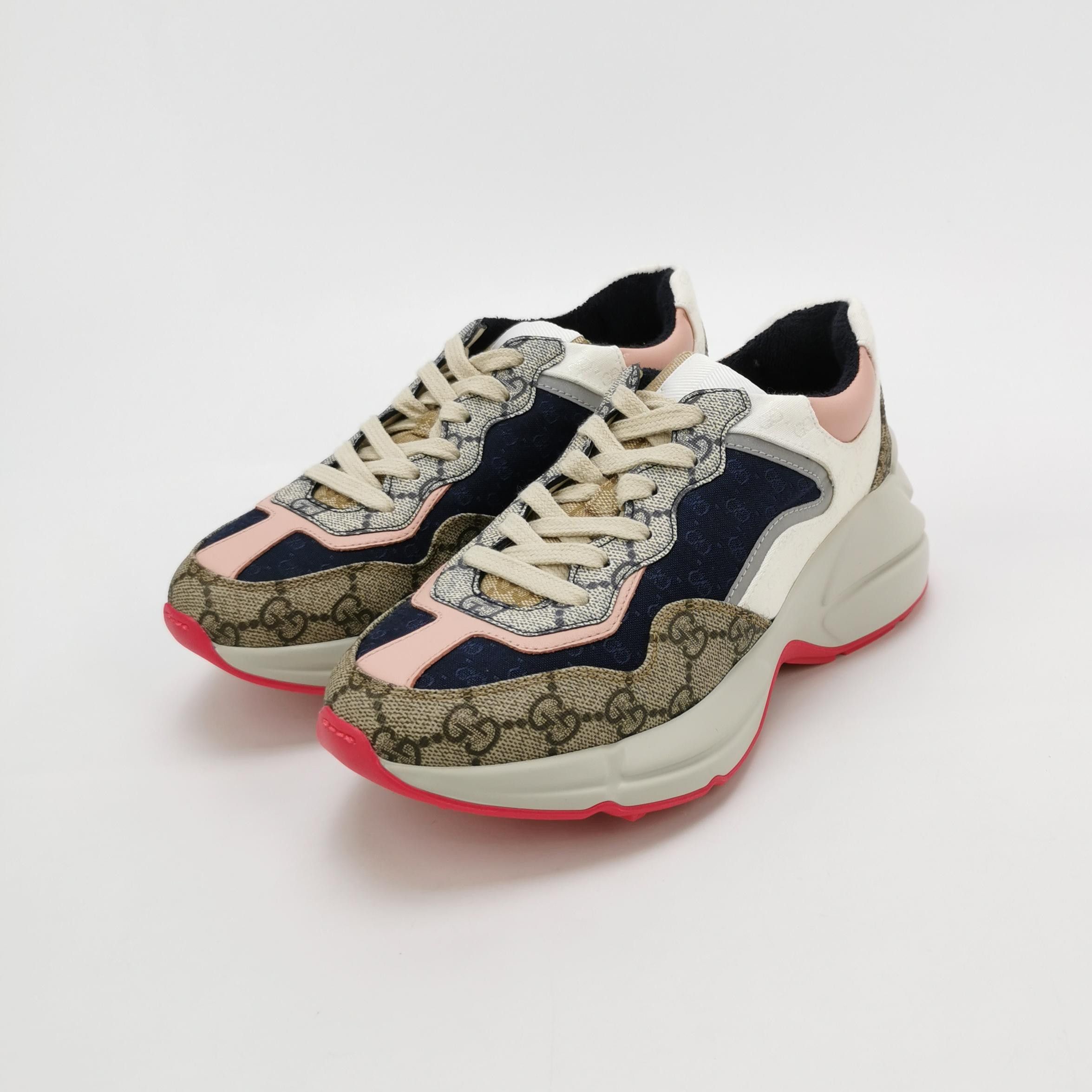 Gucci Gucci Women 5 Lowtop Sneakers Size US 5 / IT 35 - 2 Thumbnail