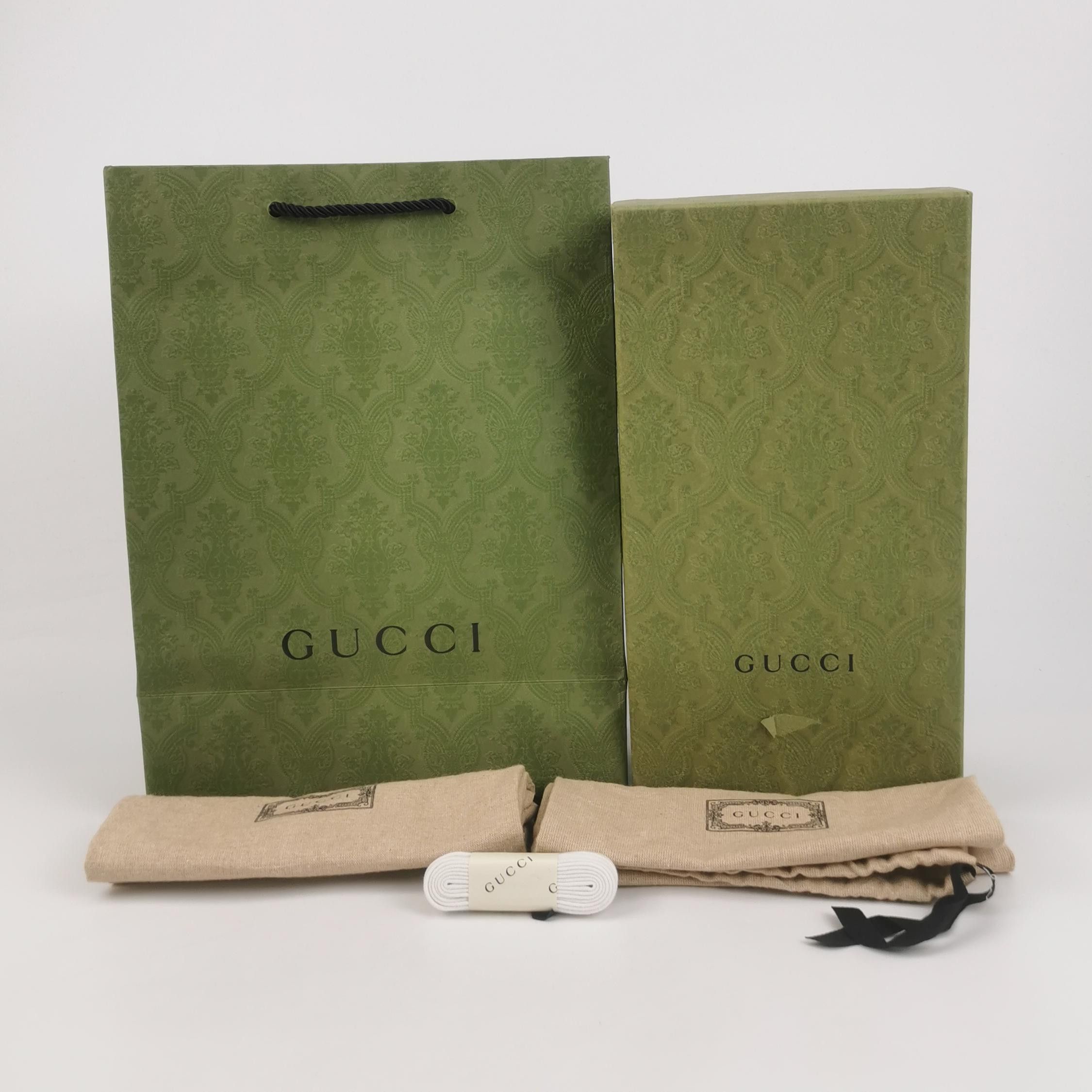 Gucci Gucci Women 7-5 Lowtop Sneakers Size US 7.5 / IT 37.5 - 6 Thumbnail