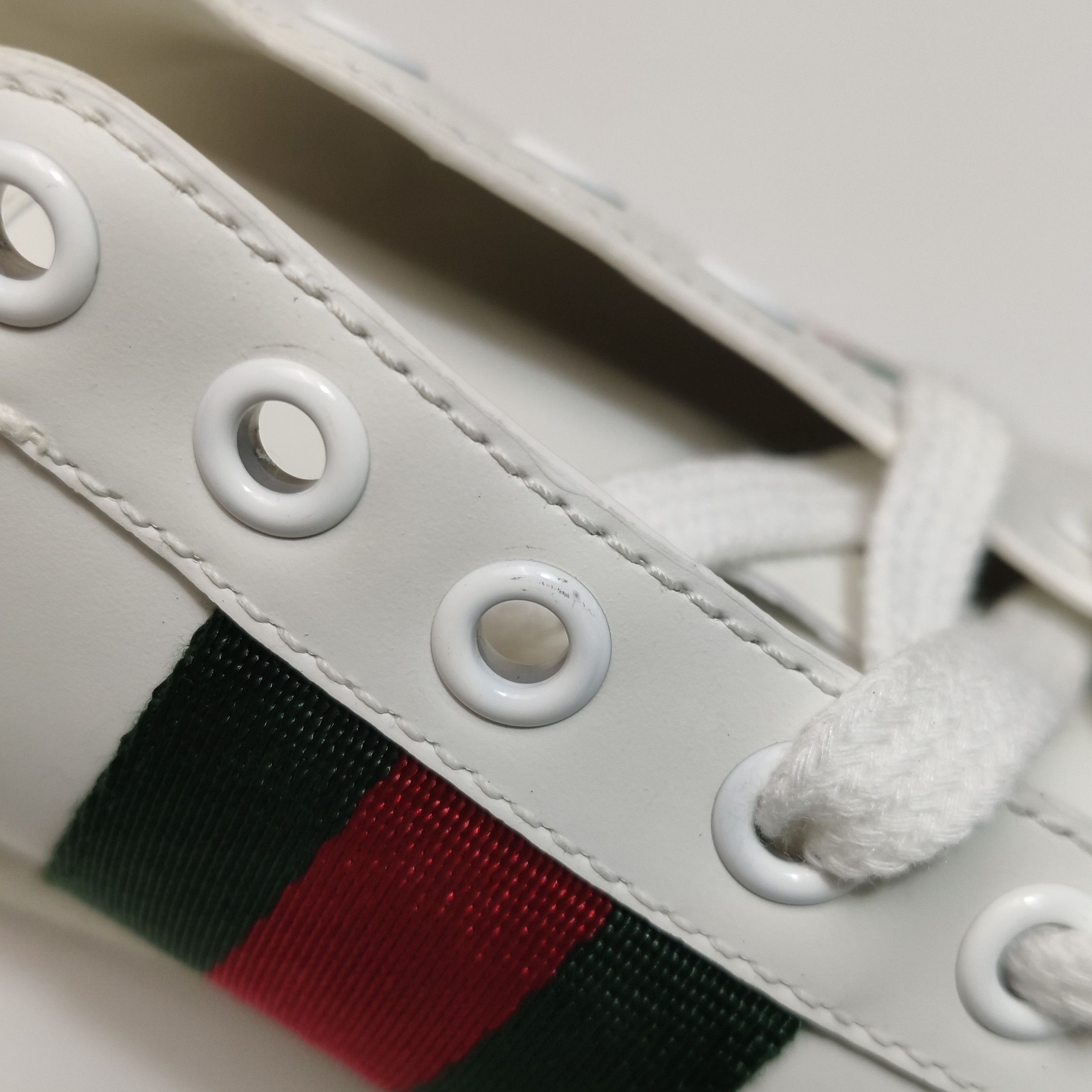 Gucci Gucci Women 7 Lowtop Sneakers Size US 7 / IT 37 - 7 Thumbnail