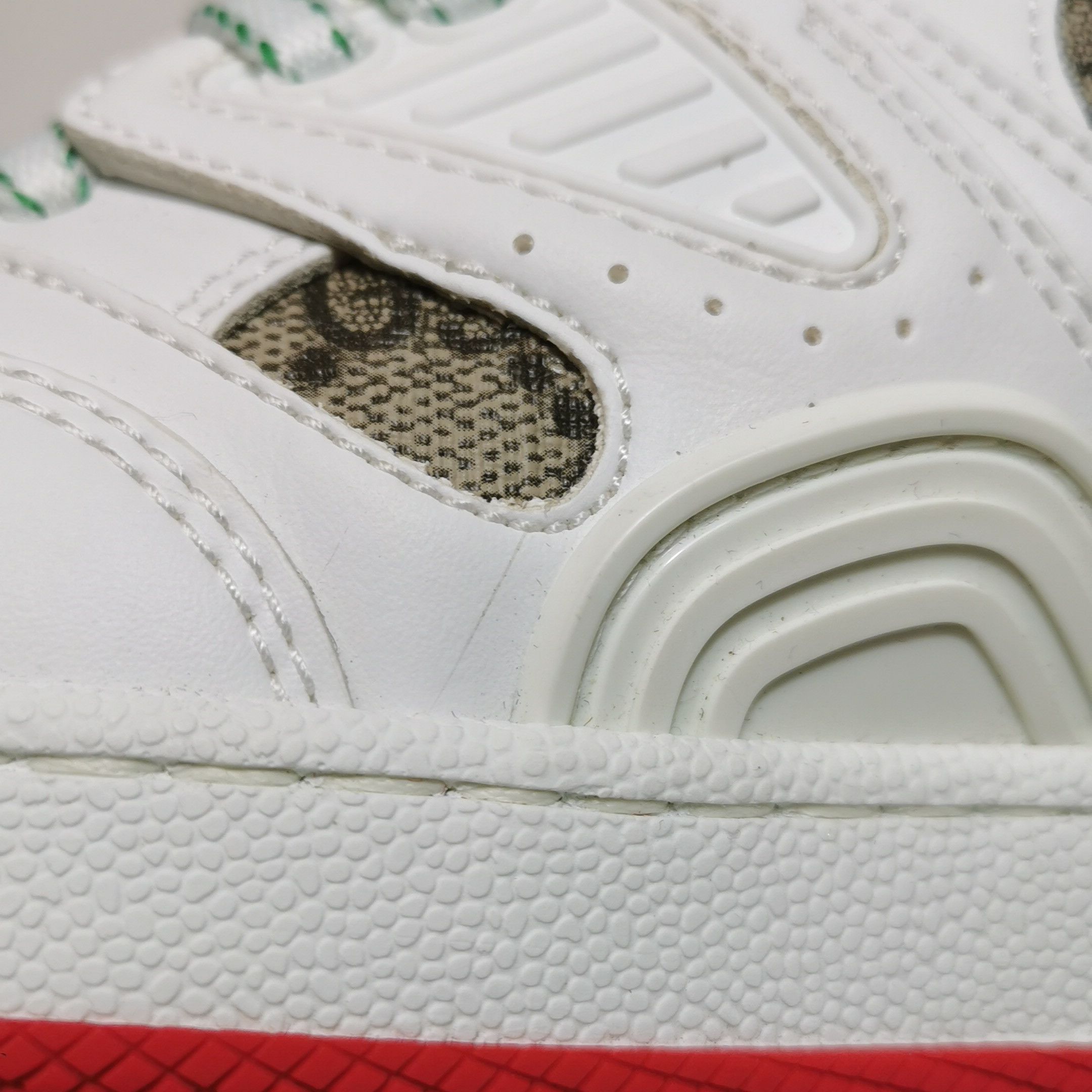Gucci Gucci Women 5-5 Lowtop Sneakers Size US 5.5 / IT 35.5 - 7 Thumbnail