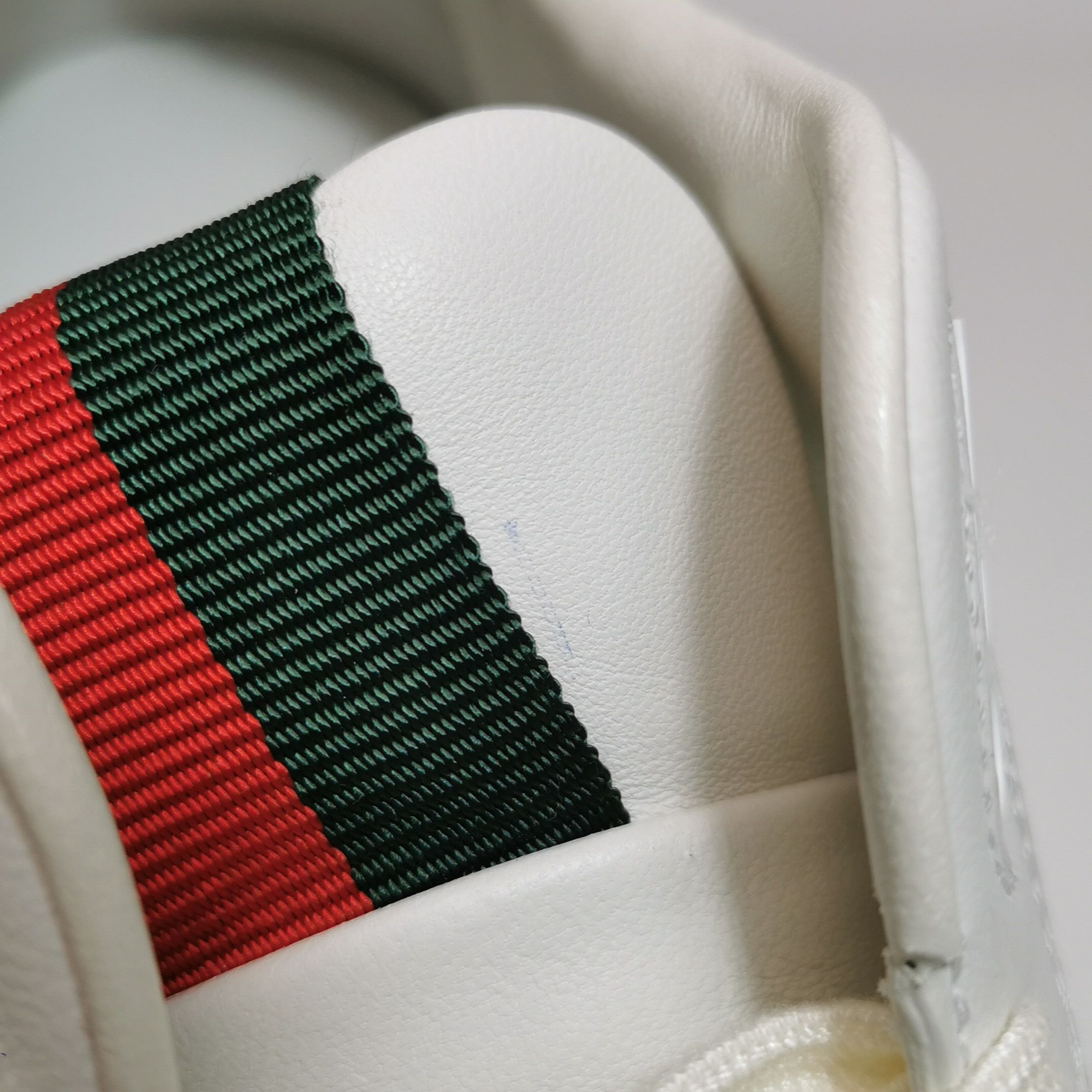 Gucci Gucci Women 8-5 Lowtop Sneakers Size US 8.5 / IT 38.5 - 7 Thumbnail