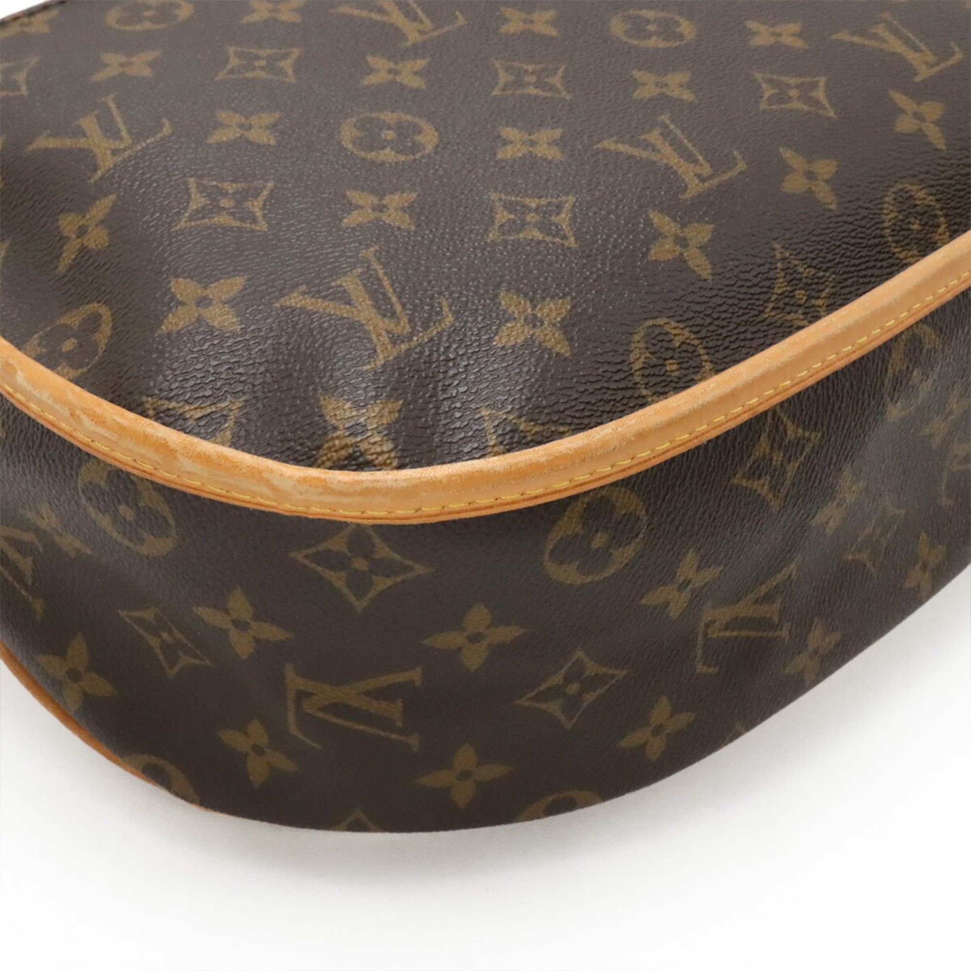 Louis Vuitton Louis Vuitton Monogram Menilmontant MM Shoulder Bag Handbag M40473 Size ONE SIZE - 4 Thumbnail