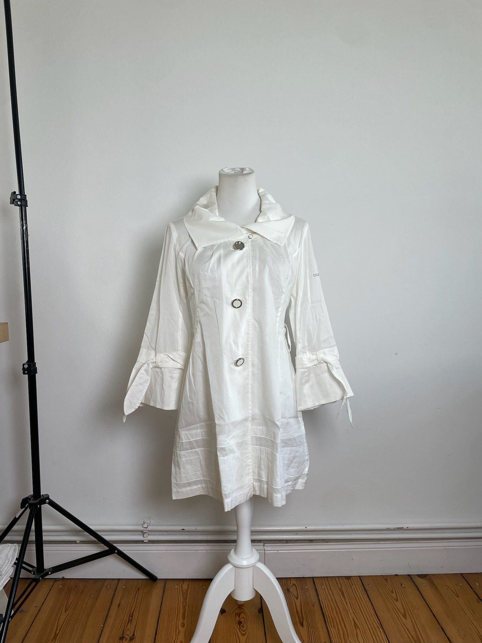 Courreges Vintage Cotton Coat White Silver Buttons Size M / US 6-8 / IT 42-44 - 11 Thumbnail