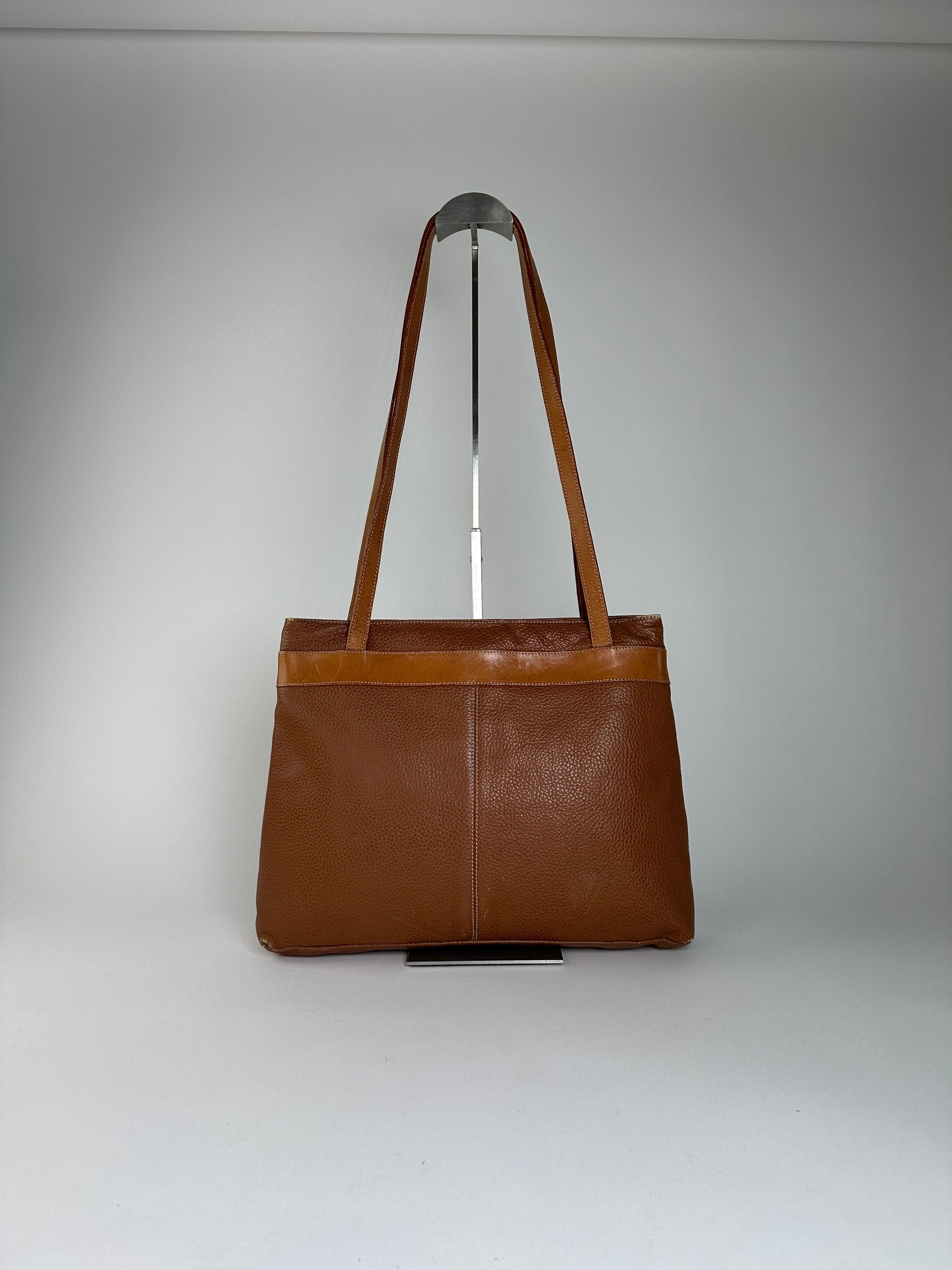 Courreges Vintage Pebbled Shoulder Bag Tan Size ONE SIZE - 2 Thumbnail