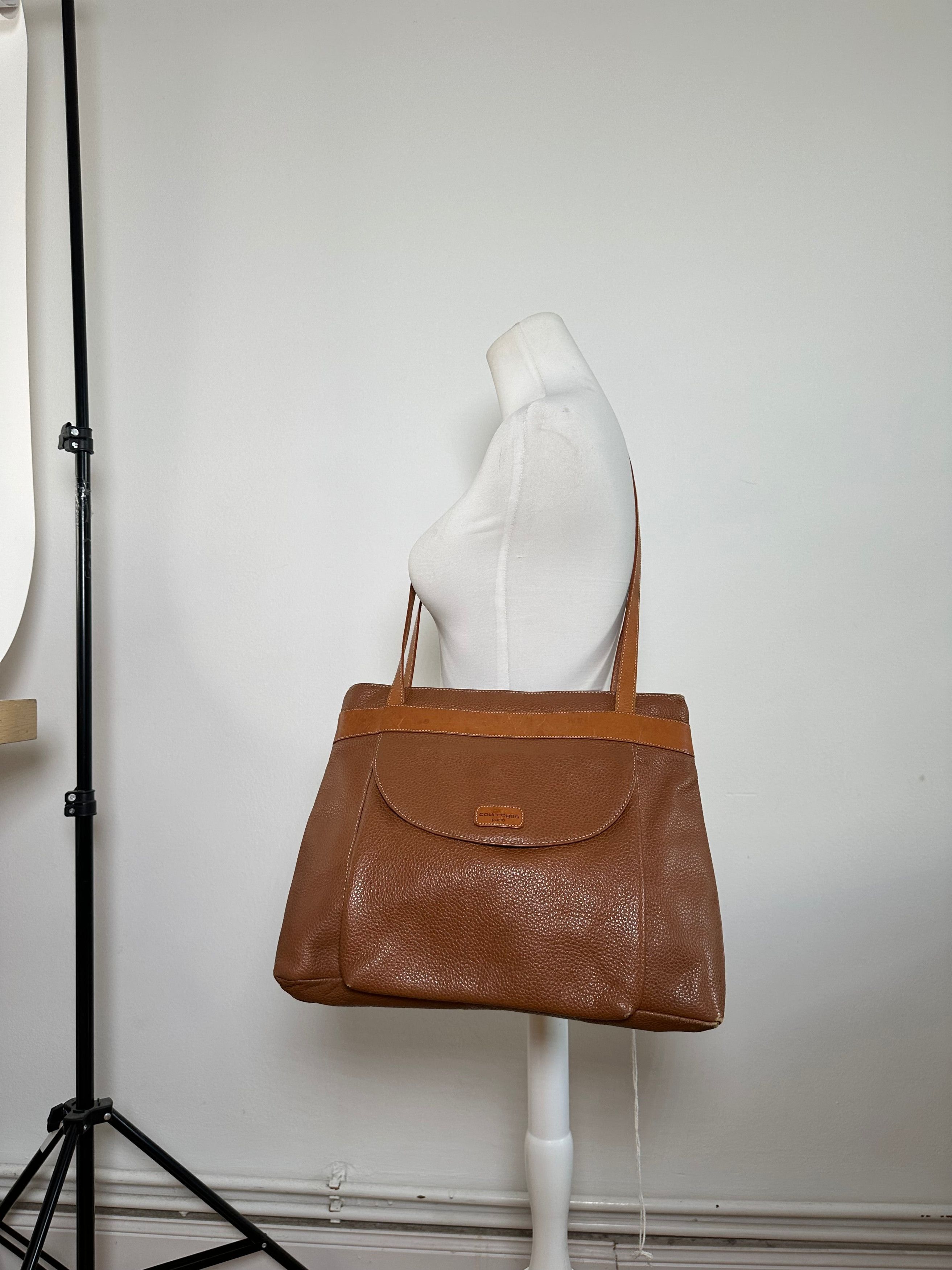 Courreges Vintage Pebbled Shoulder Bag Tan Size ONE SIZE - 6 Thumbnail