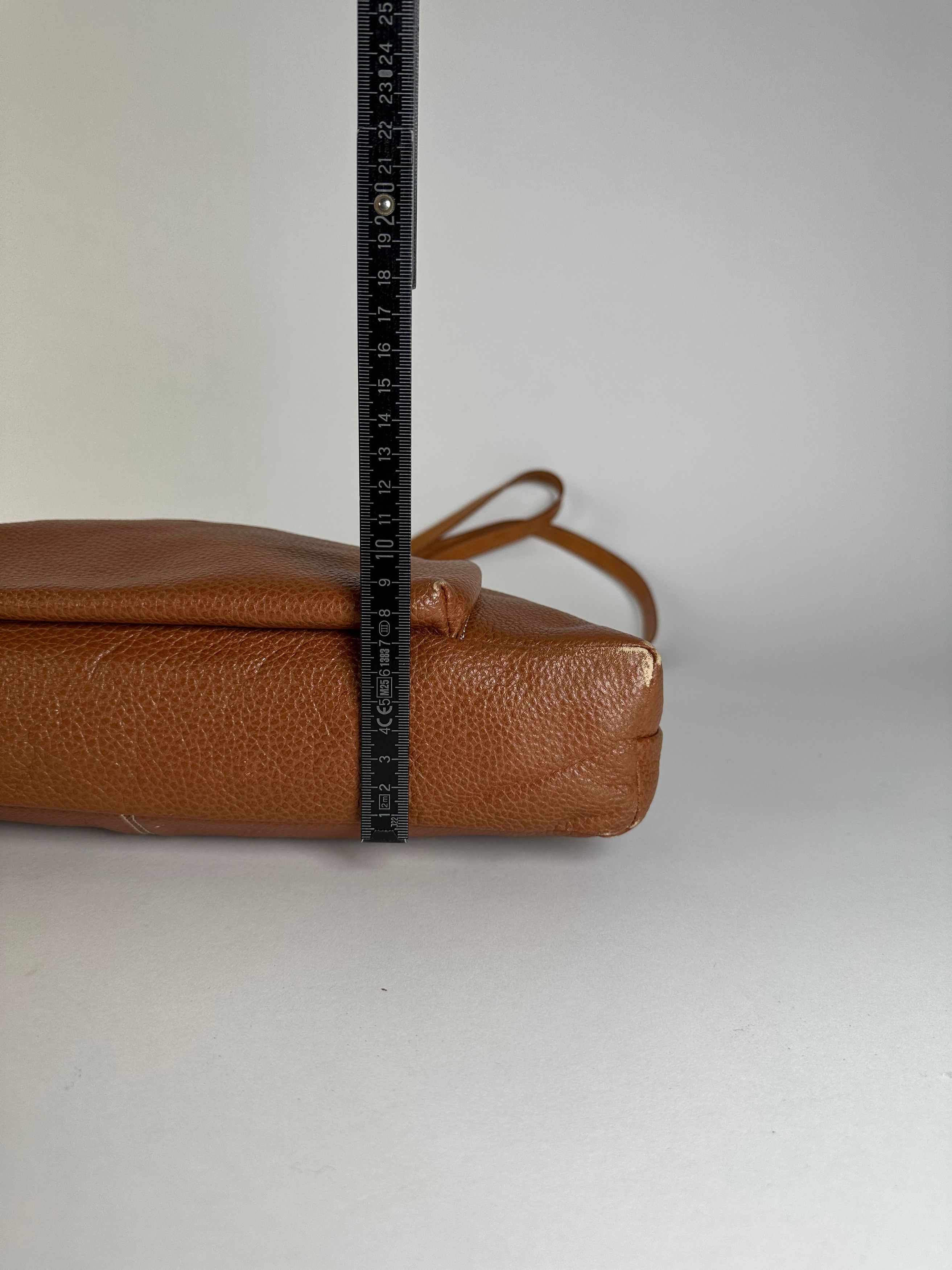 Courreges Vintage Pebbled Shoulder Bag Tan Size ONE SIZE - 15 Thumbnail