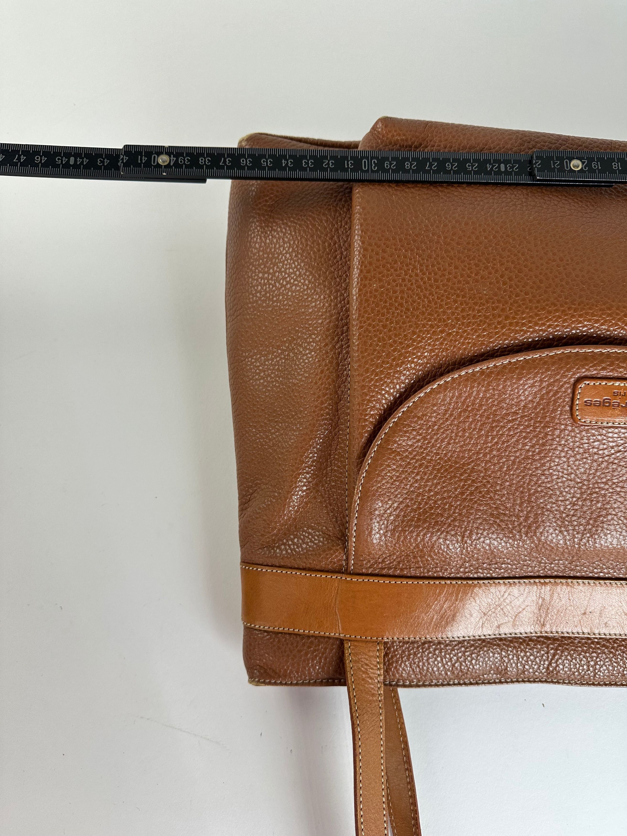 Courreges Vintage Pebbled Shoulder Bag Tan Size ONE SIZE - 13 Thumbnail