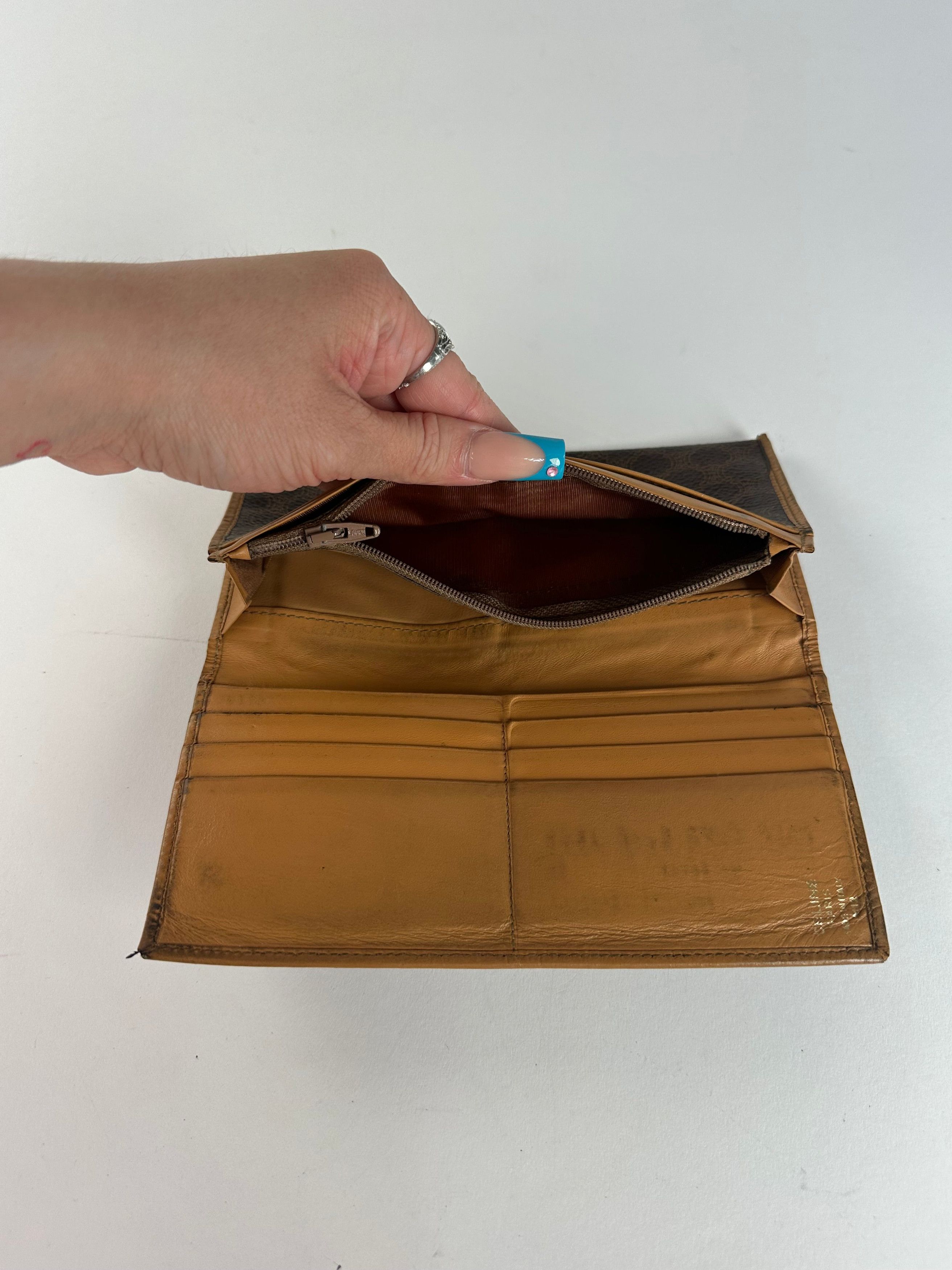 Celine Vintage Embossed Wallet Brown Size ONE SIZE - 5 Thumbnail