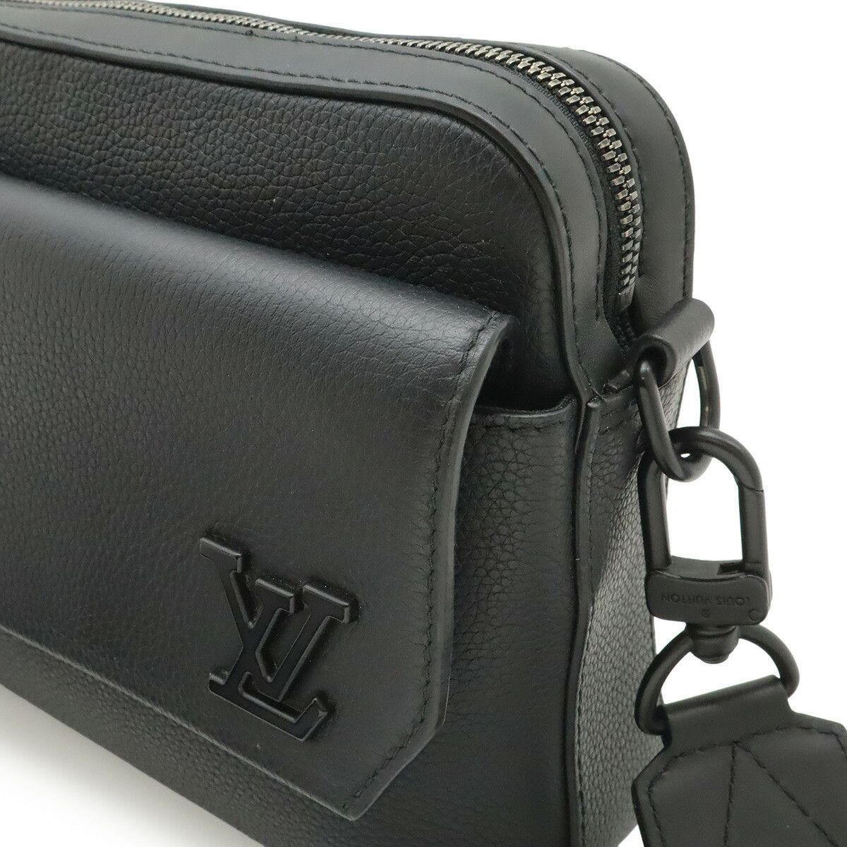 Louis Vuitton Louis Vuitton Louis Vuitton Aerogram Cowhide Shoulder Bag Leather Shoulder Bag M22482 DUTY FREE for USA Size ONE SIZE - 4 Thumbnail