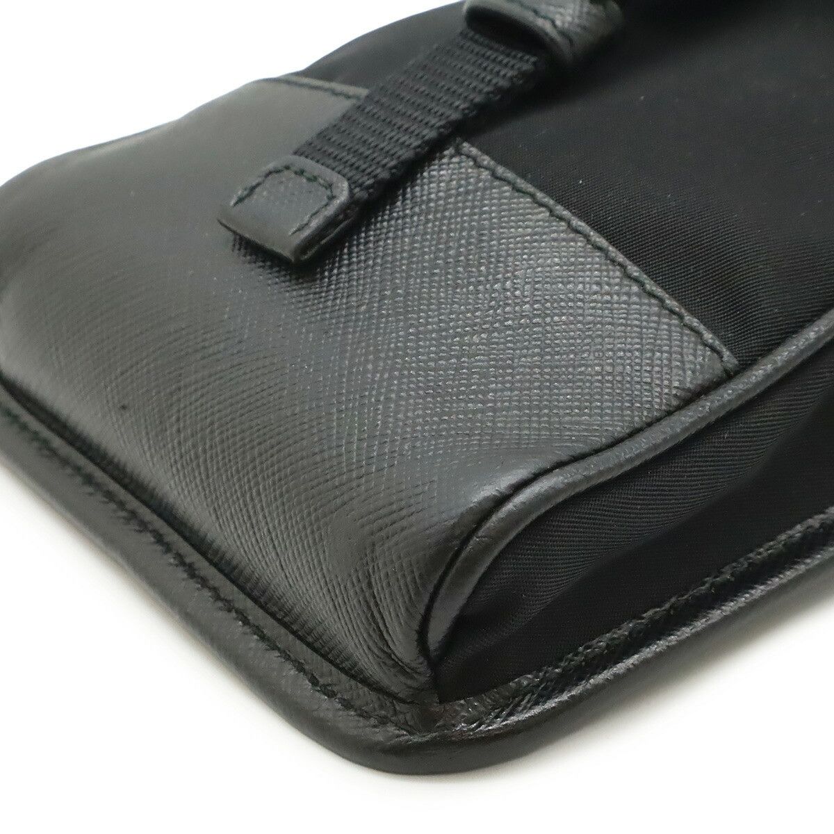 Prada Prada Prada Nylon Smartphone Shoulder Bag Textile Phonecase 2ZH109 DUTY FREE for USA Size ONE SIZE - 3 Thumbnail
