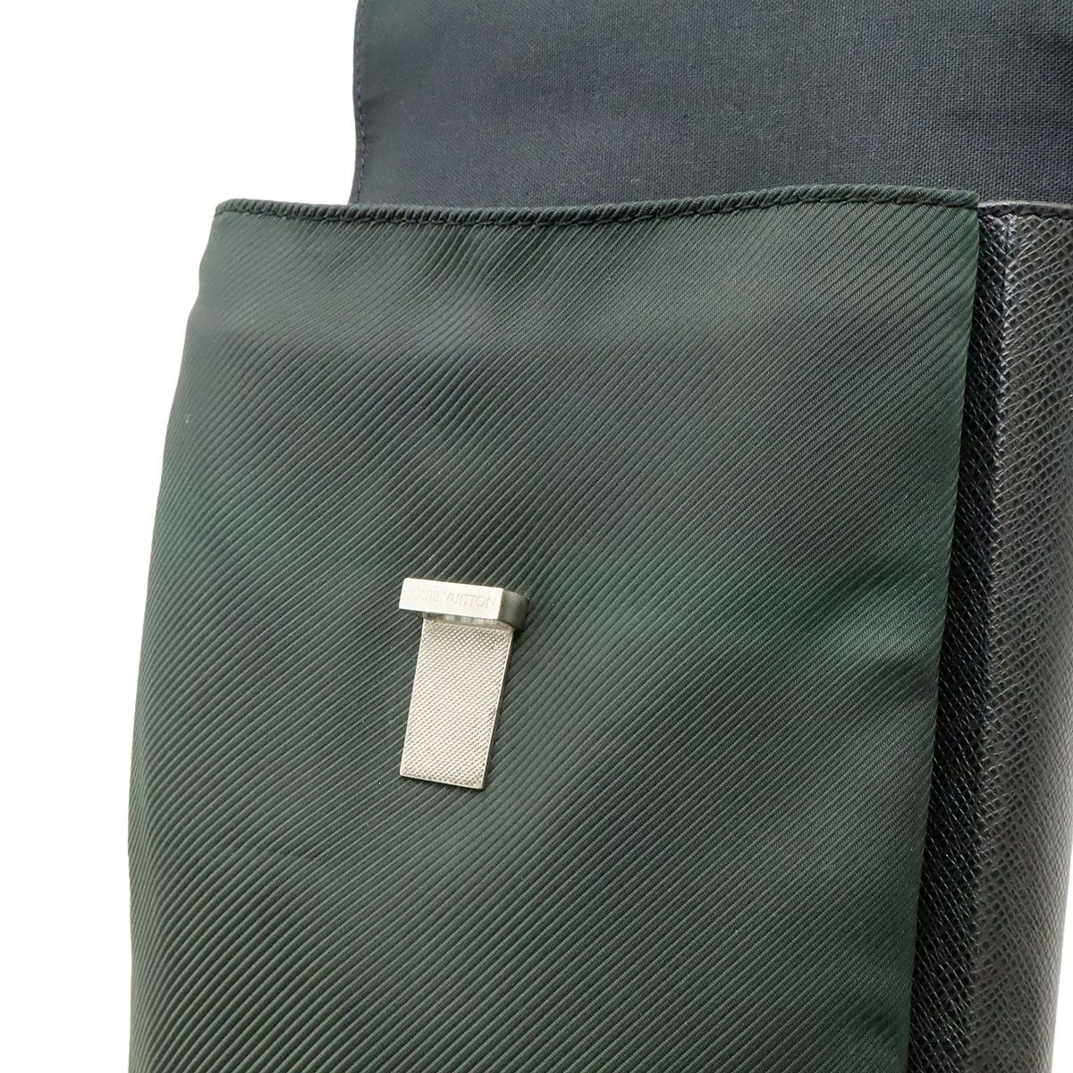Louis Vuitton Louis Vuitton Louis Vuitton Taiga Shoulder Bag Textile Shoulder Bag M30892 DUTY FREE for USA Size ONE SIZE - 7 Thumbnail