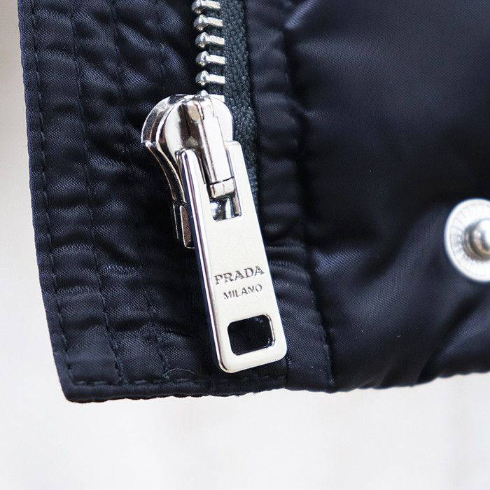 Prada Prada PRADA Down Jacket Plastic / Synthetic Outerwear DUTY FREE for USA Size ONE SIZE - 4 Thumbnail