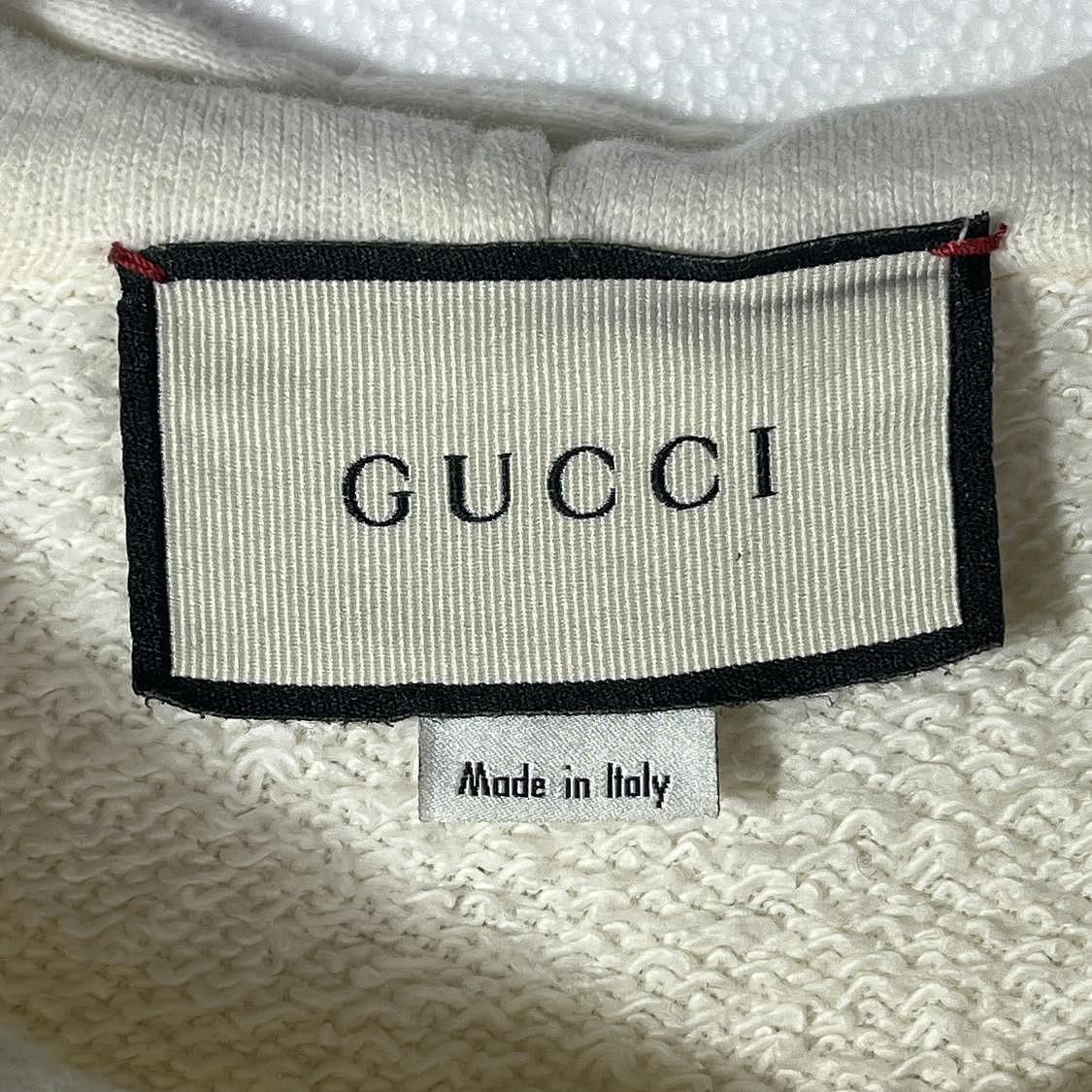 Gucci Logo Print Hoodie in White Size US XS / EU 42 / 0 - 3 Thumbnail