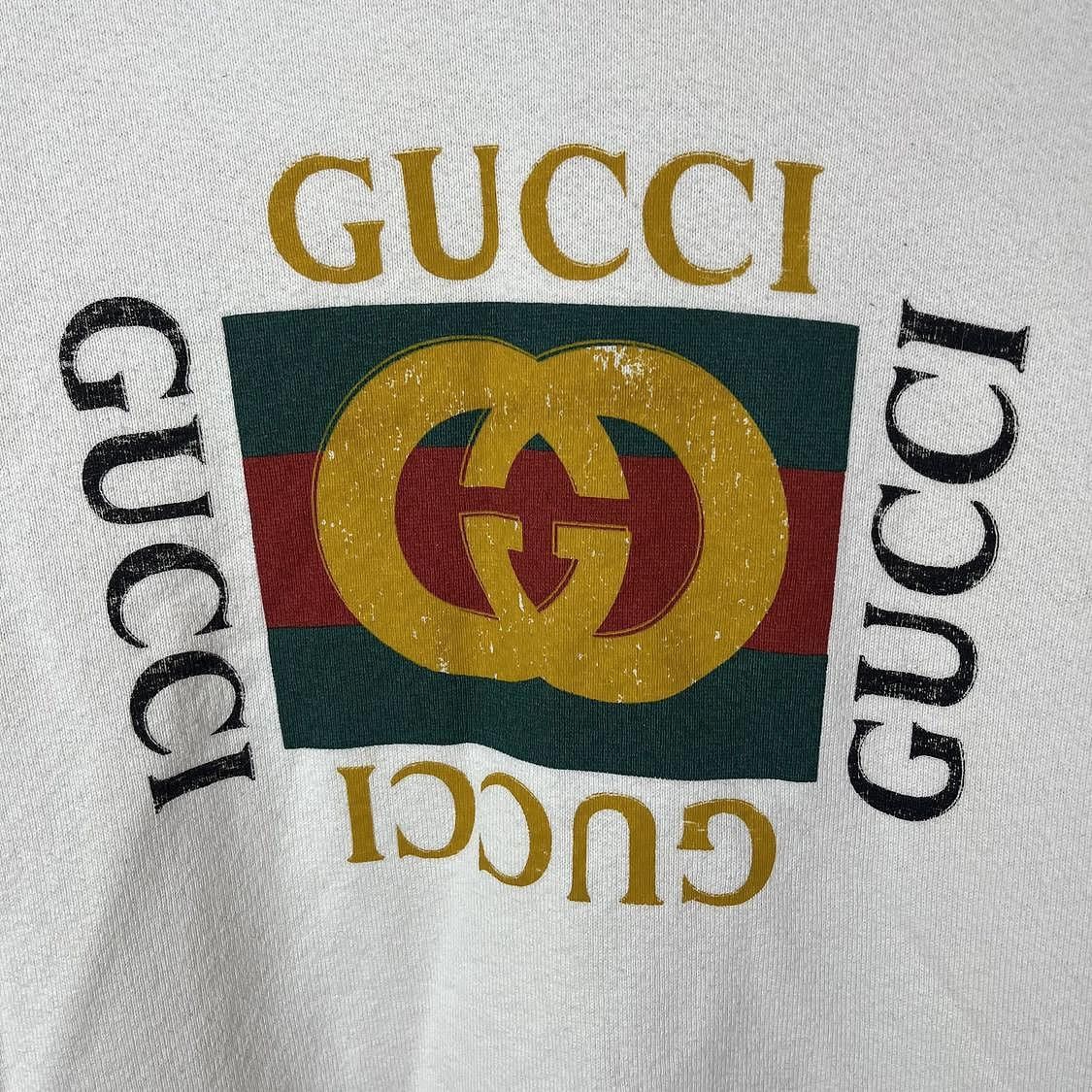 Gucci Logo Print Hoodie in White Size US XS / EU 42 / 0 - 6 Thumbnail