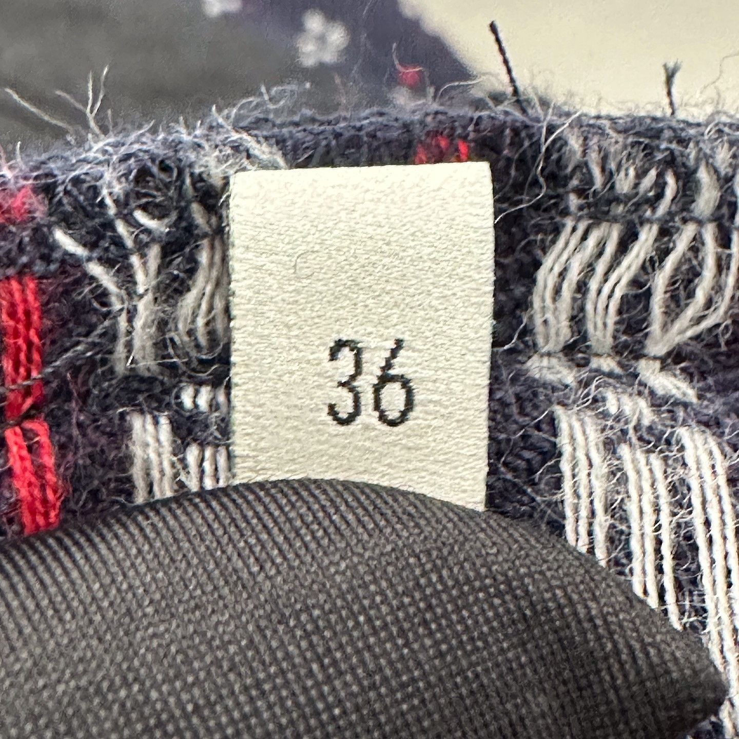 Gucci Geometric Pattern Casual Pants in Multi Size US 34 / EU 50 - 8 Thumbnail