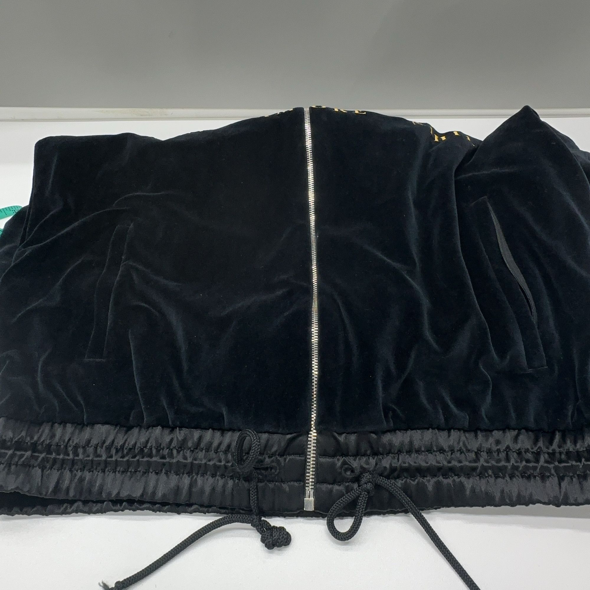 Gucci Luxurious Velour Zip Jacket in Black Size US XL / EU 56 / 4 - 8 Thumbnail
