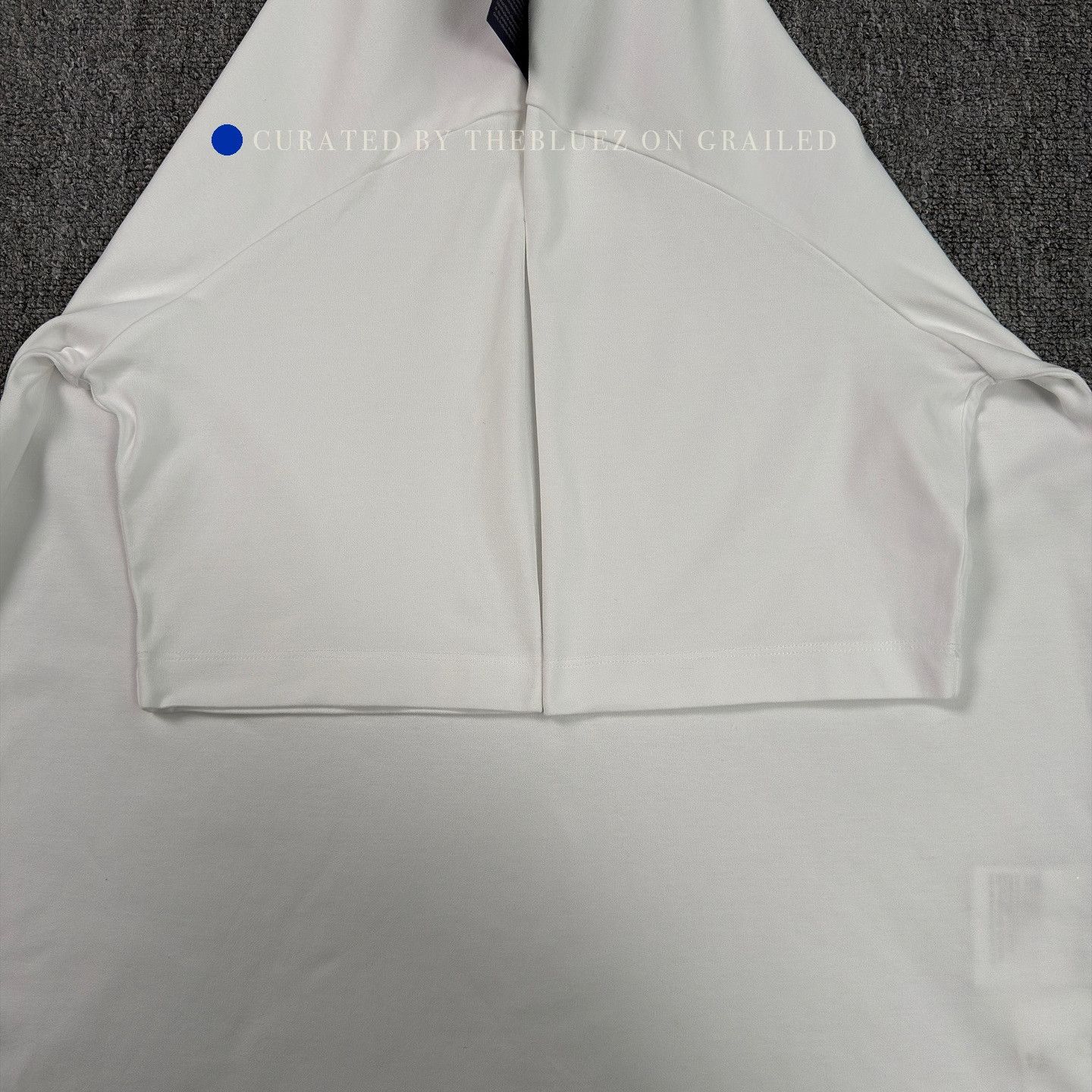Prada Triangle Logo T-Shirt in White, Size L Size US L / EU 52-54 / 3 - 5 Thumbnail