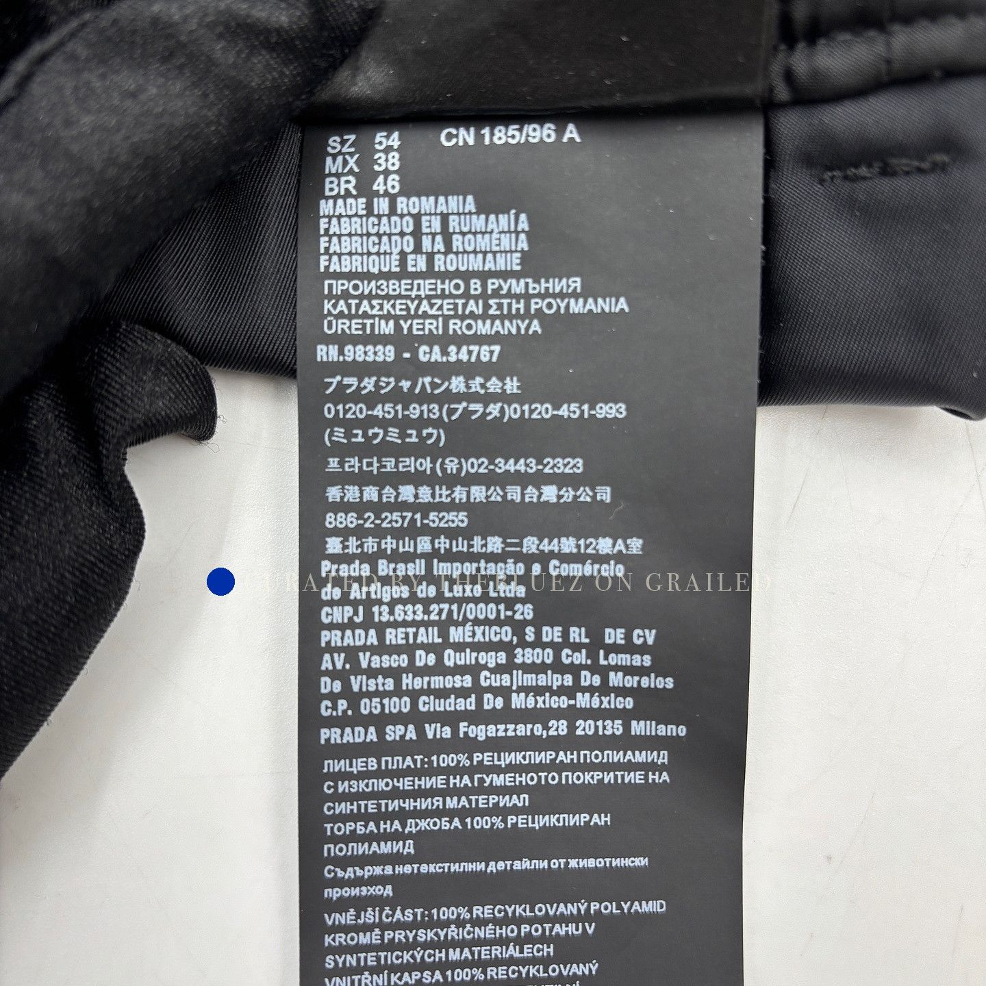 Prada Cargo Shorts in Black Size US 38 / EU 54 - 4 Thumbnail