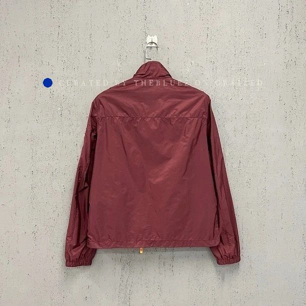 Prada Red Zip Up Lightweight Jacket Size M Size US M / EU 48-50 / 2 - 2 Thumbnail