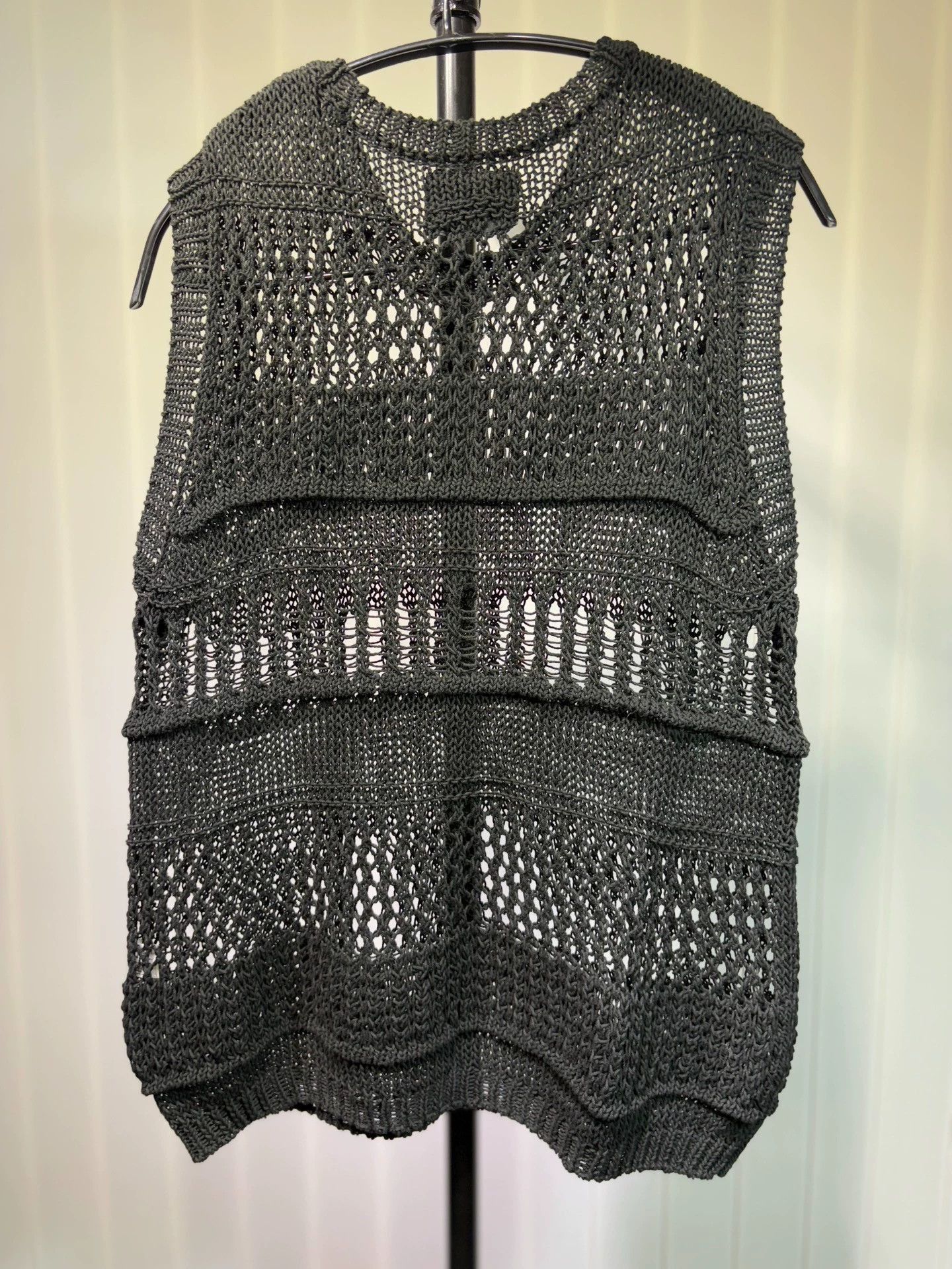 Numbers Vintage Openwork Lace Vest in Black Size US L / EU 52-54 / 3 - 2 Thumbnail