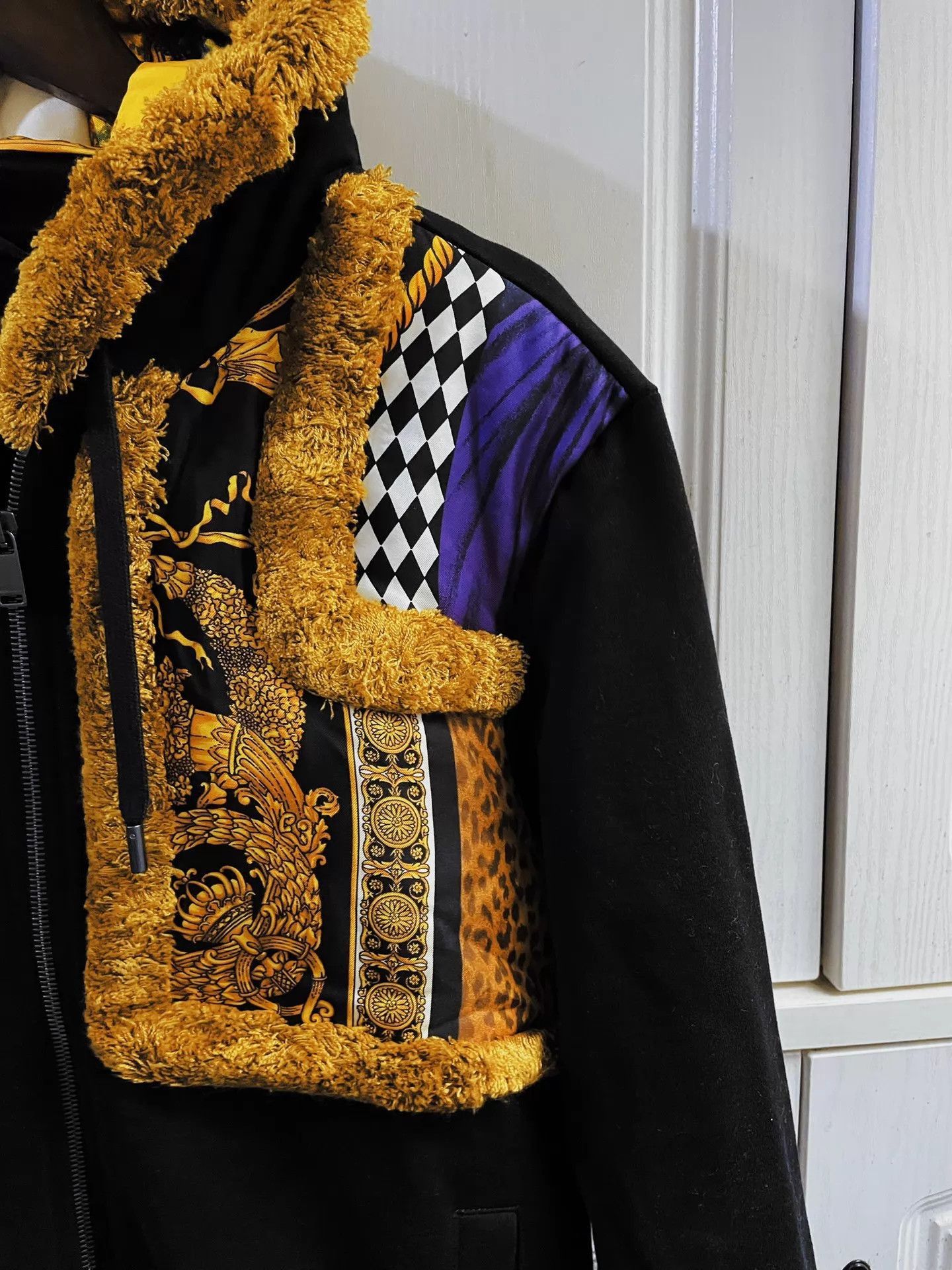 Versace Runway Leopard Silk Jacket in Multi Size US M / EU 48-50 / 2 - 4 Thumbnail