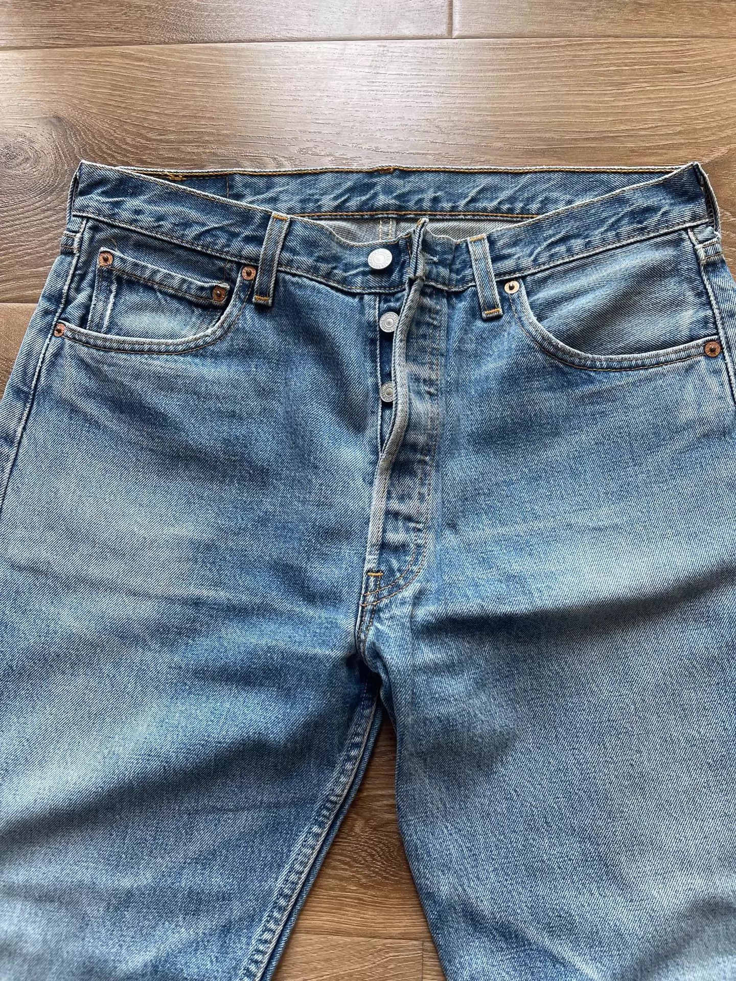 Levi's Vintage 501 Cropped Jeans in Blue Size US 34 / EU 50 - 3 Thumbnail