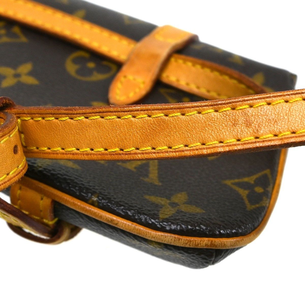 Louis Vuitton Louis Vuitton Marelle Waist Bag Monogram Canvas Size ONE SIZE - 6 Thumbnail