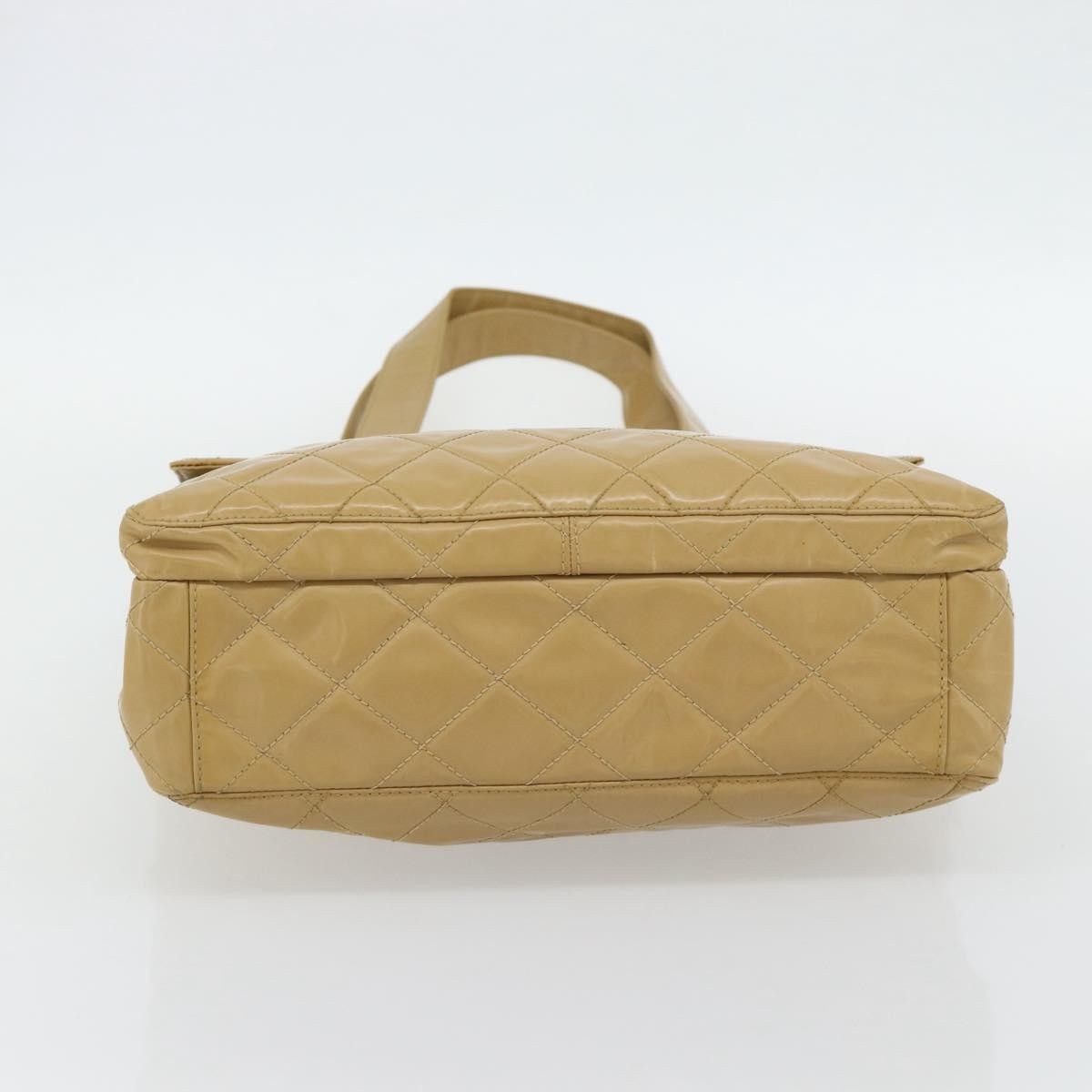 Chanel Chanel Vintage Front Pocket Shoulder Bag Patent Size ONE SIZE - 19 Thumbnail