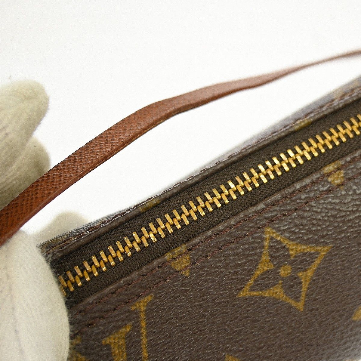 Louis Vuitton Louis Vuitton Papillon Pochette Monogram Canvas Size ONE SIZE - 5 Thumbnail