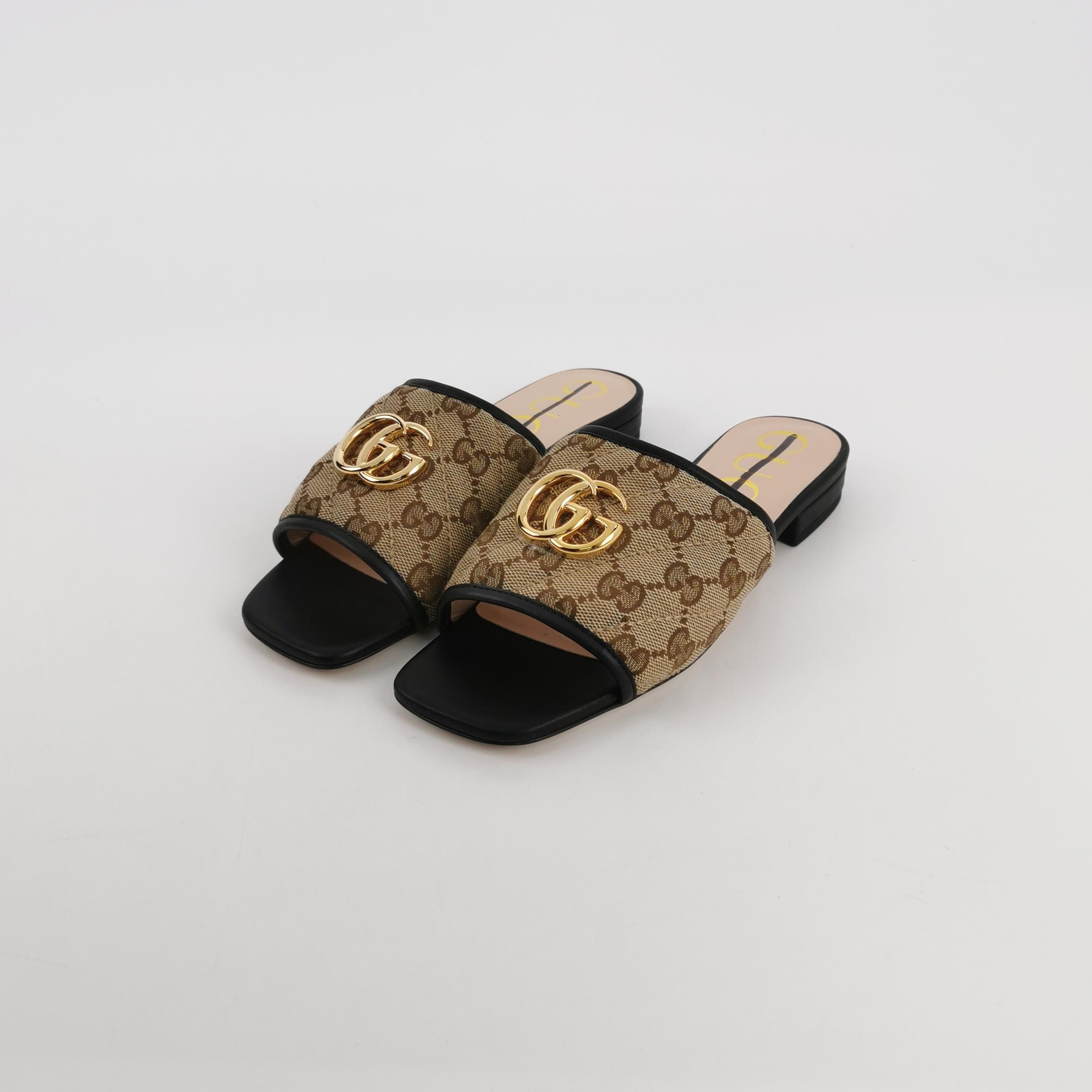Gucci Gucci Women 5 Sandals Size US 5 / IT 35 - 2 Thumbnail