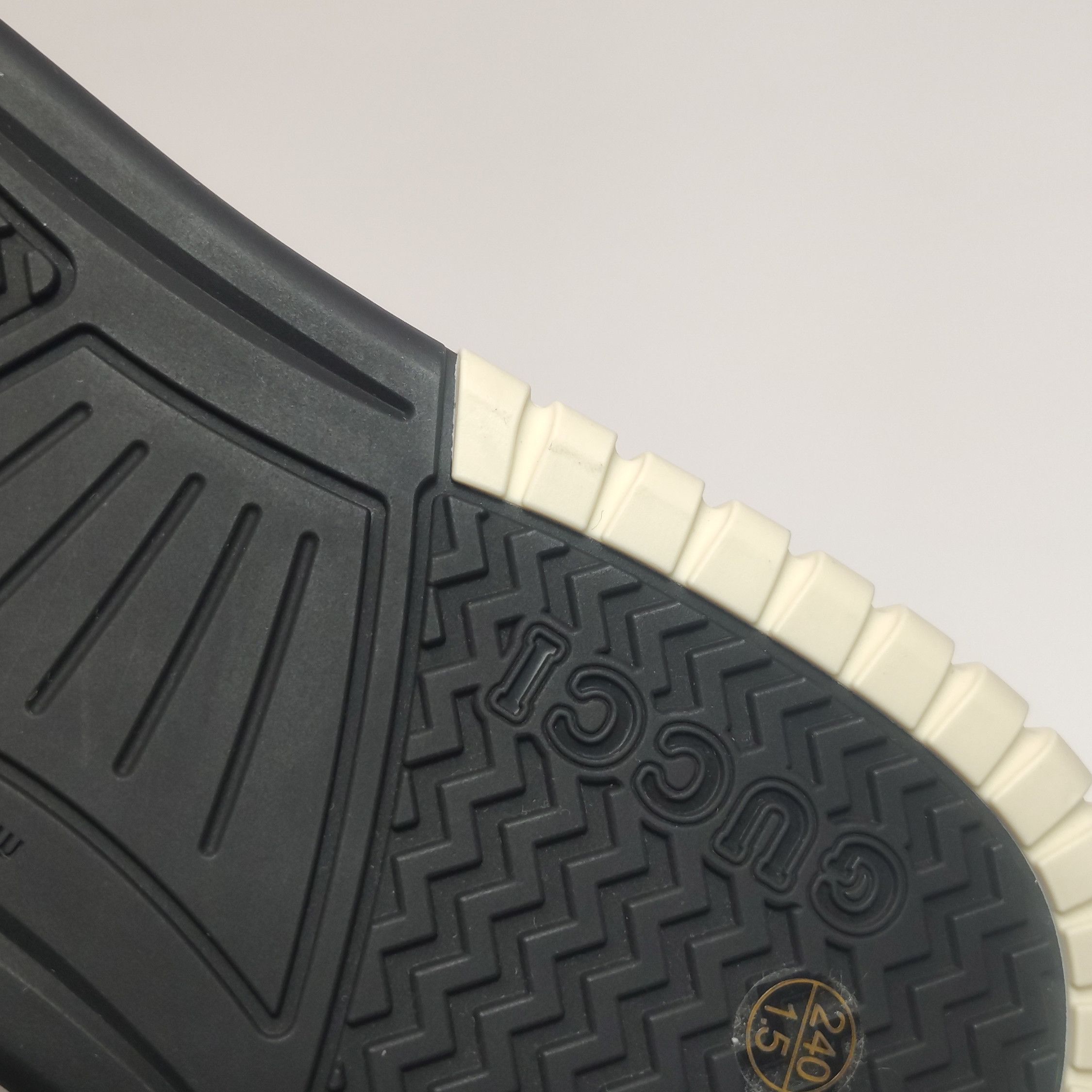 Gucci Gucci Women 8 Lowtop Sneakers Size US 8 / IT 38 - 9 Thumbnail