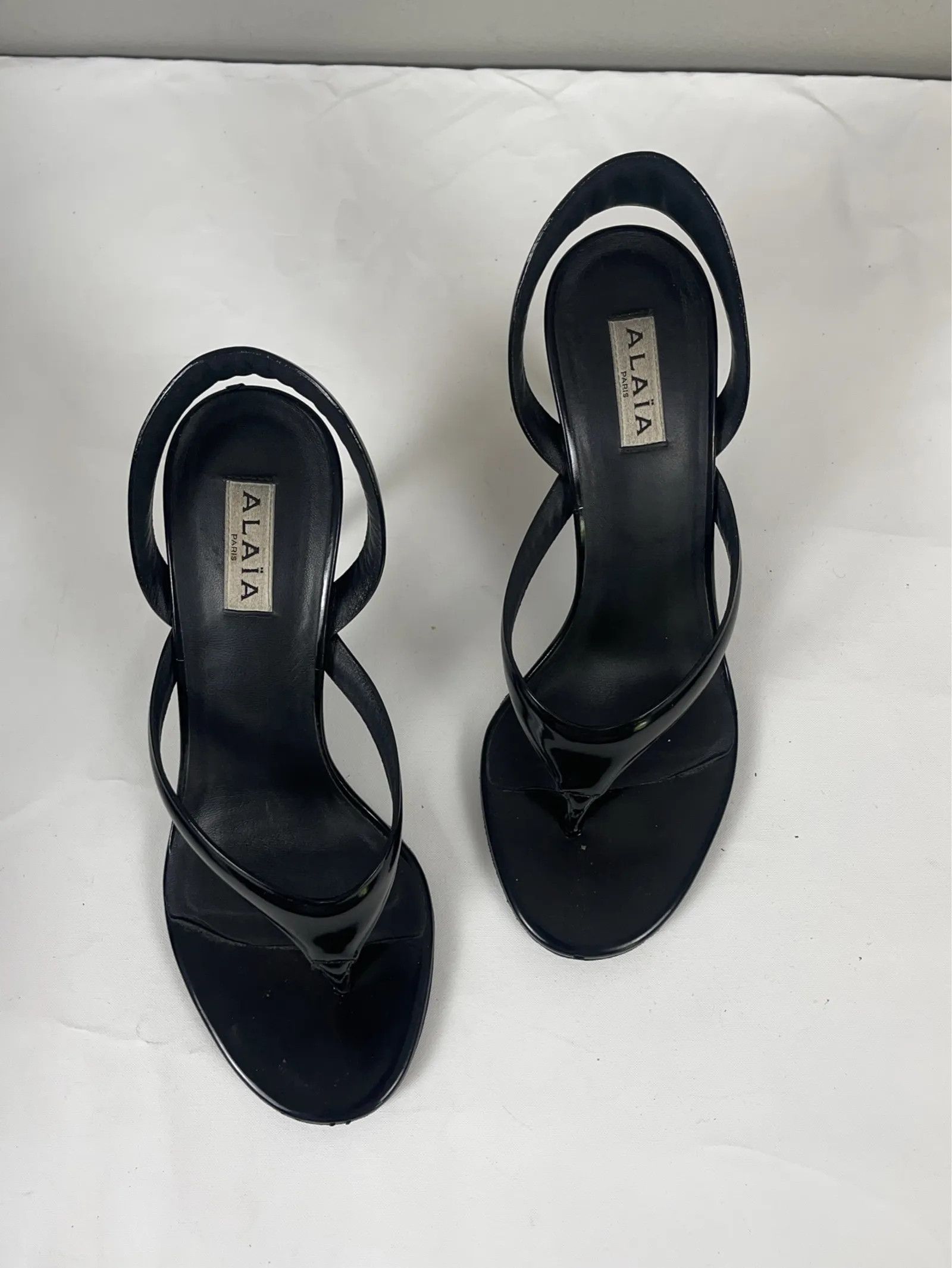 Alaia Alaïa Tong 90 patent-leather sandals Heels Size US 10 / IT 40 - 3 Thumbnail