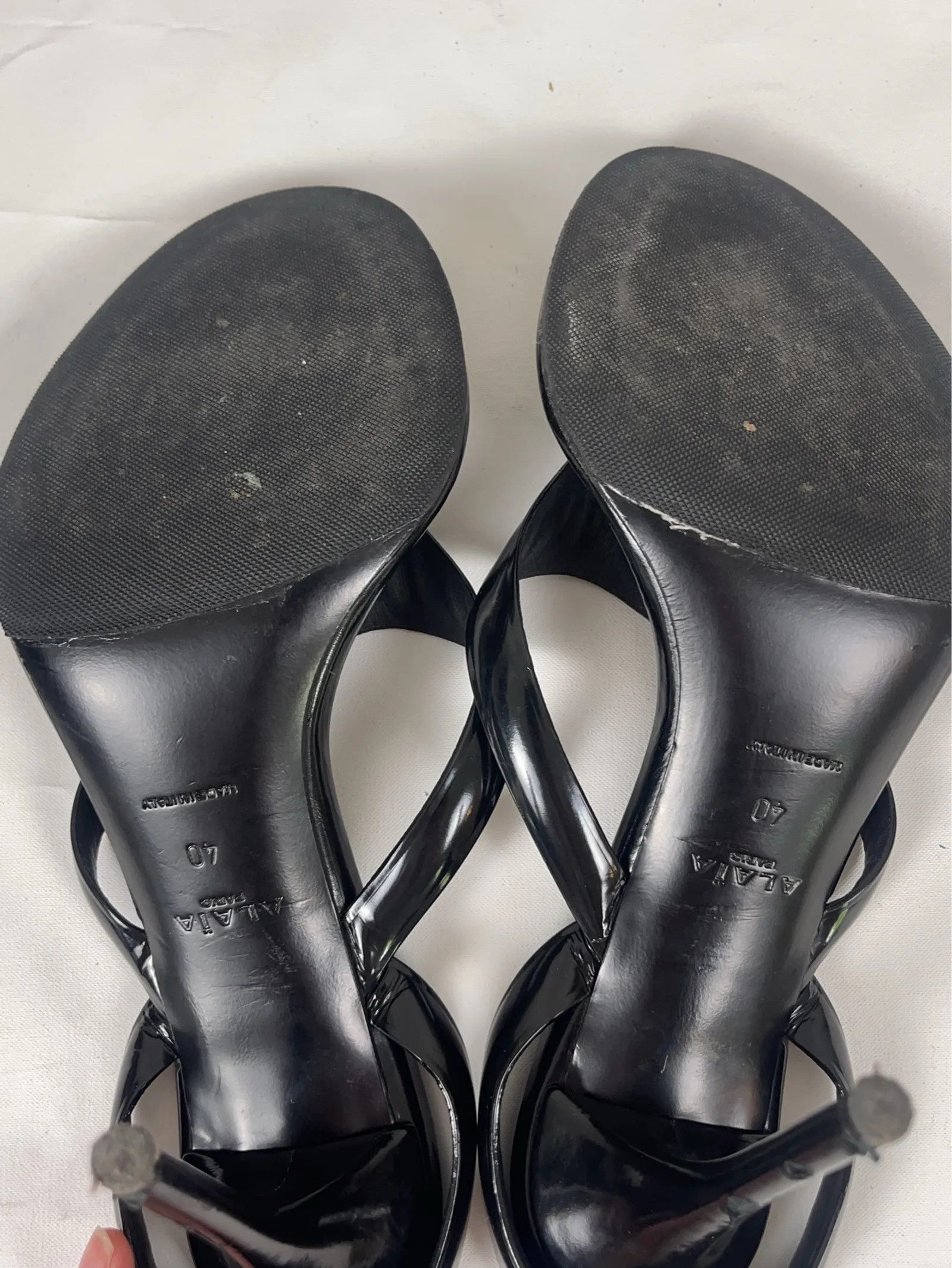 Alaia Alaïa Tong 90 patent-leather sandals Heels Size US 10 / IT 40 - 6 Thumbnail