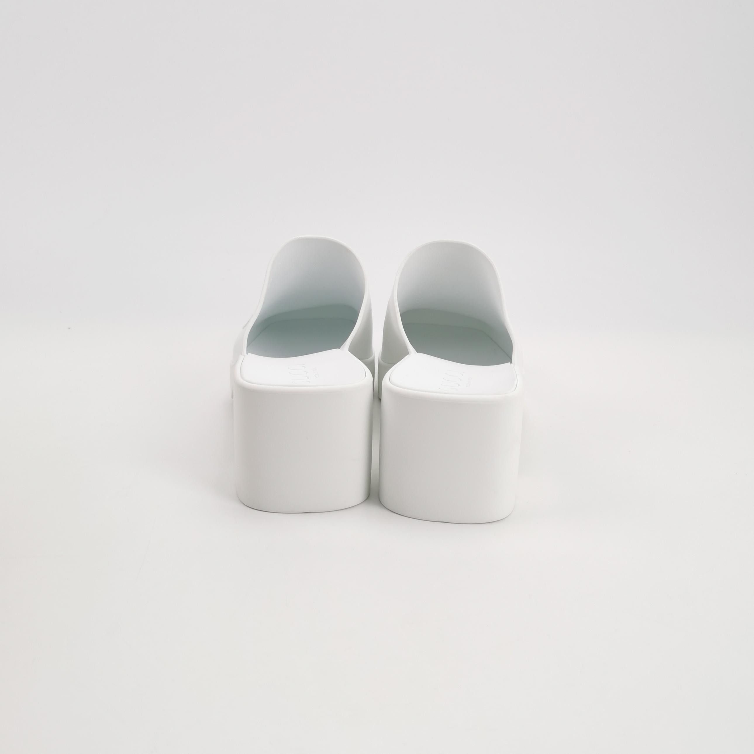 Gucci Gucci Women 8 Sandals Size US 8 / IT 38 - 4 Thumbnail