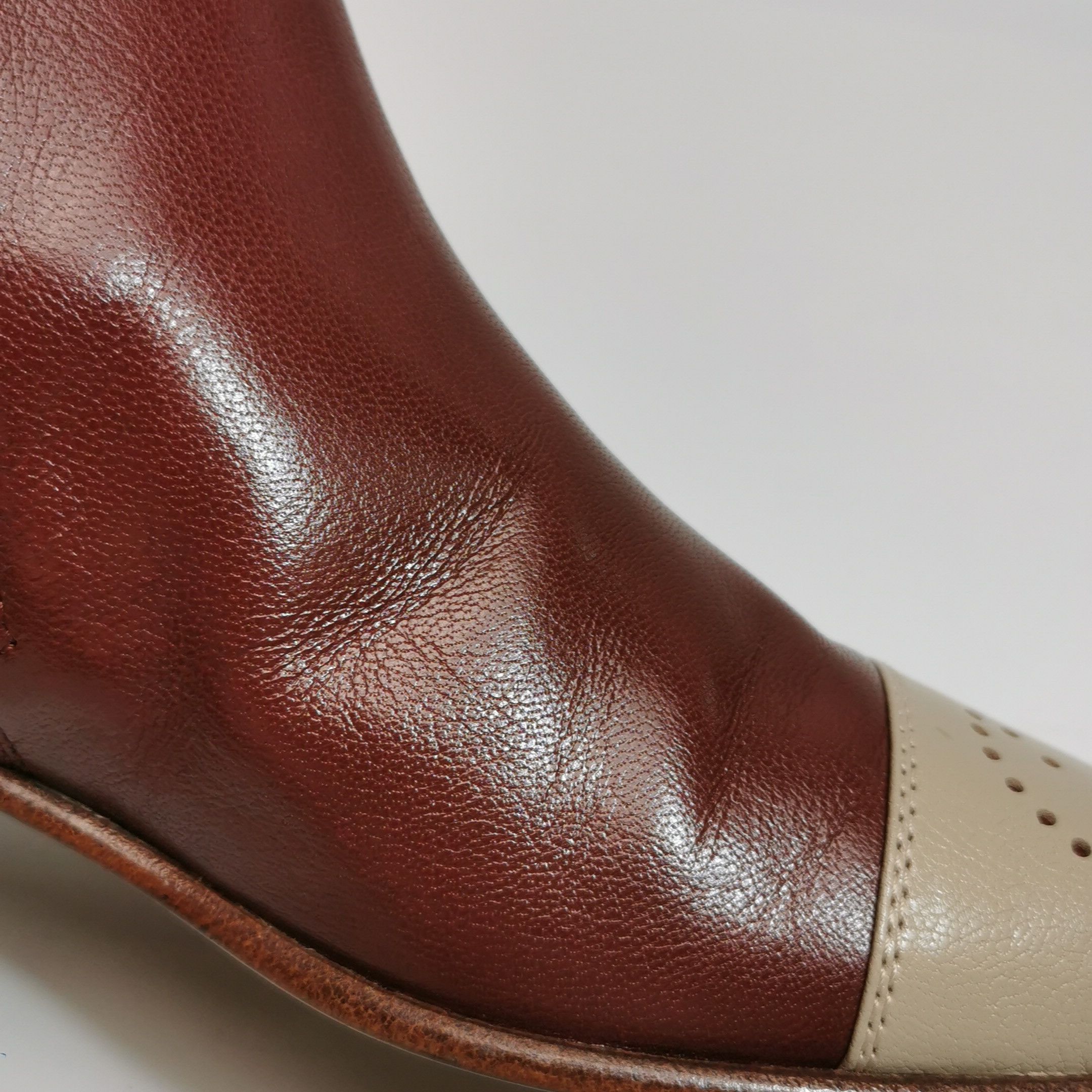Gucci Gucci Women 5 Boots Size US 5 / IT 35 - 9 Thumbnail