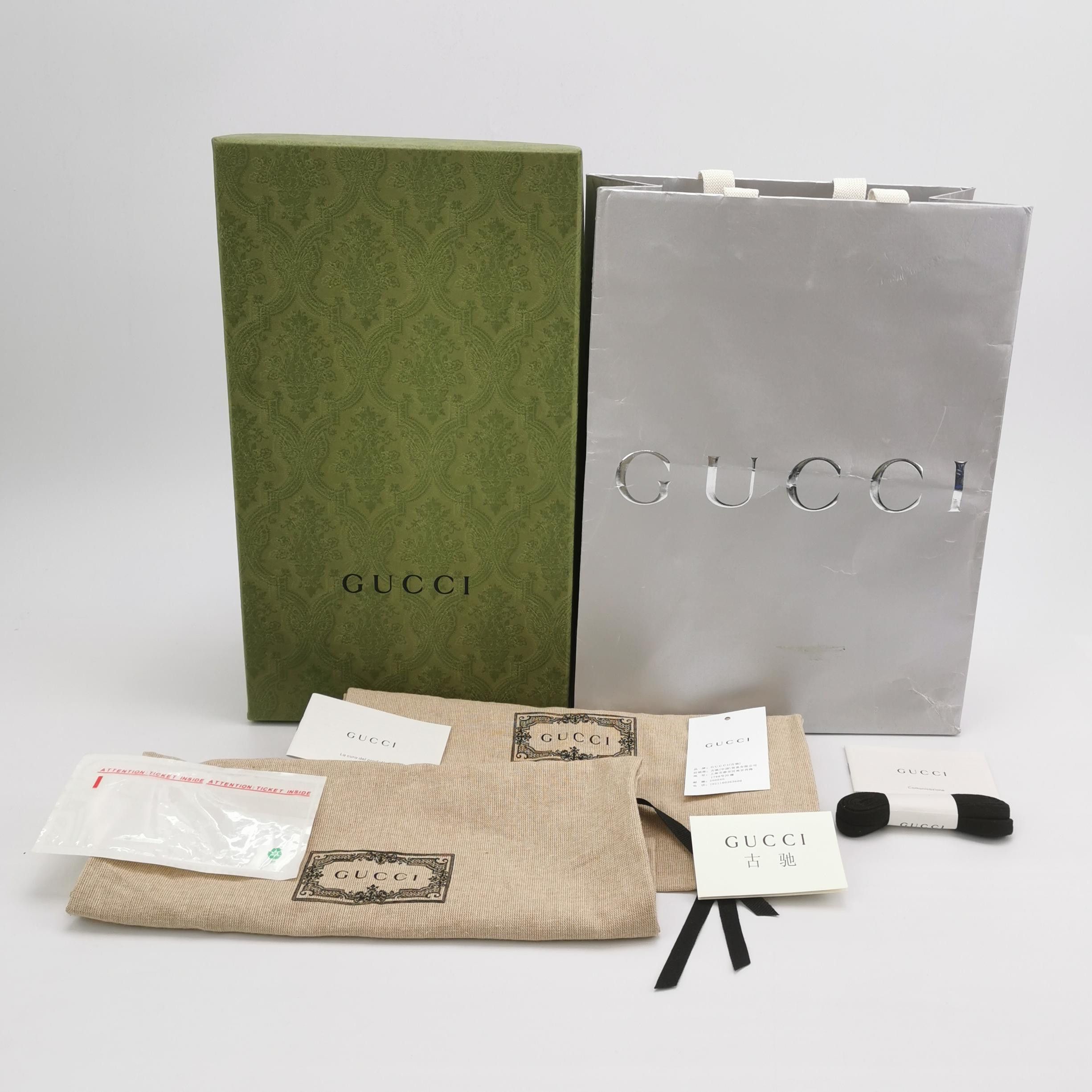 Gucci Gucci Women 6-5 Lowtop Sneakers Size US 6.5 / IT 36.5 - 6 Thumbnail