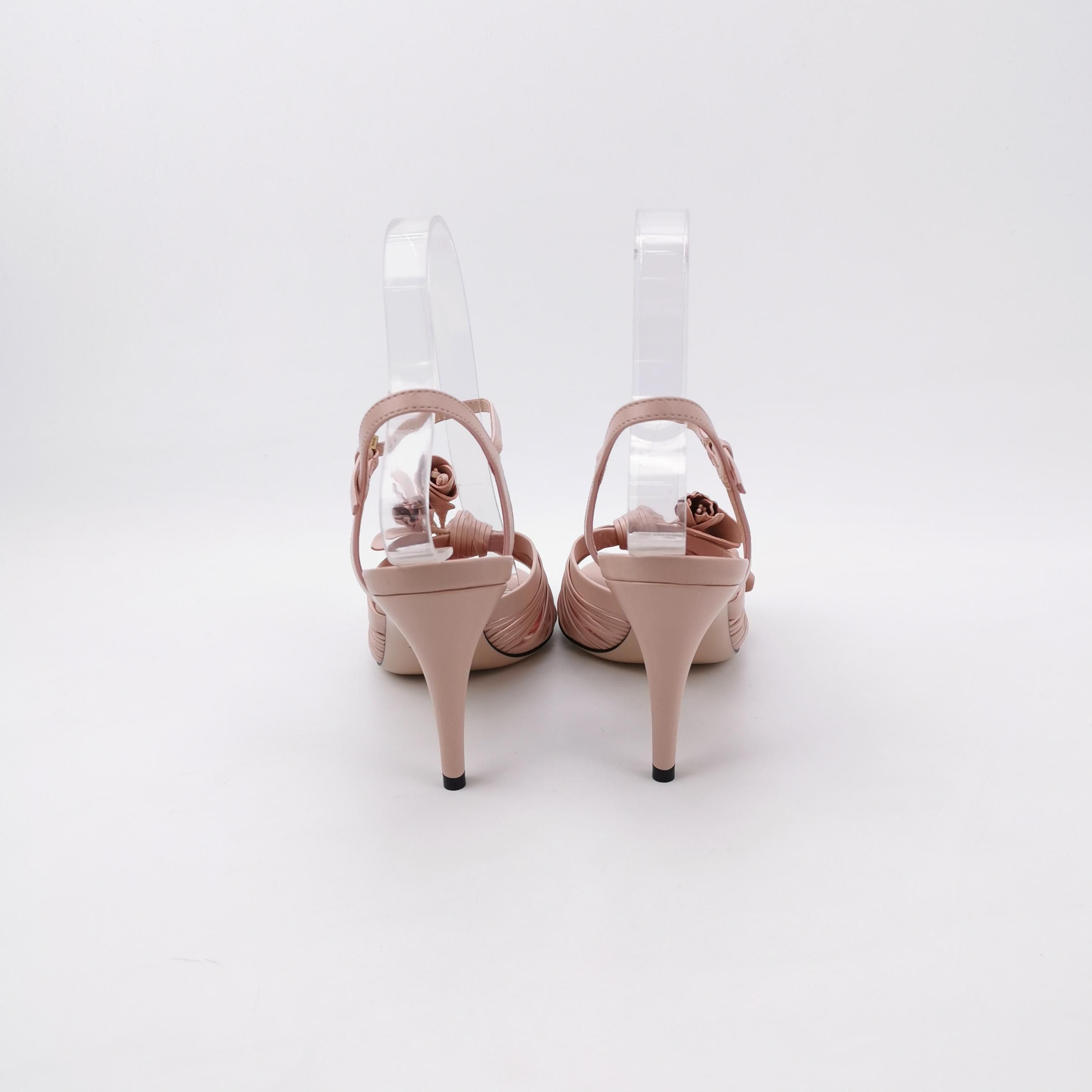 Gucci Gucci Women 6 Sandals Size US 6 / IT 36 - 4 Thumbnail