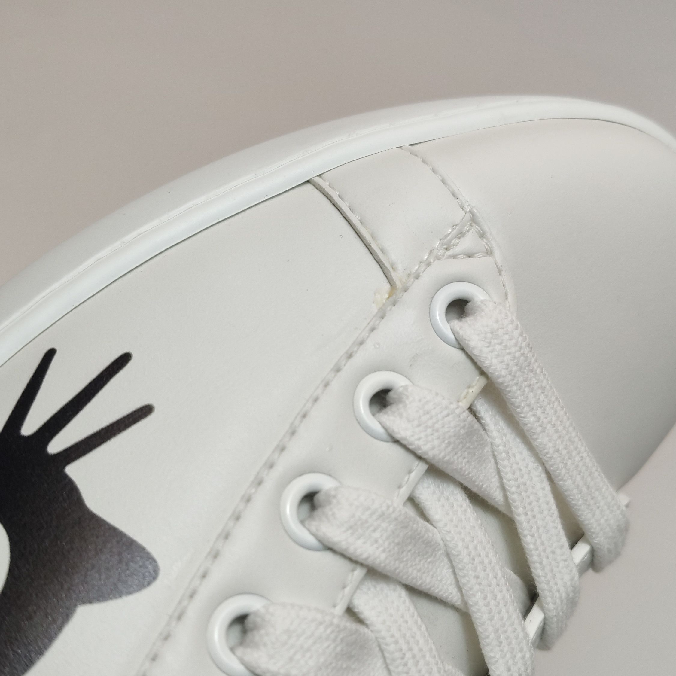 Gucci Gucci Women 7-5 Lowtop Sneakers Size US 7.5 / IT 37.5 - 7 Thumbnail