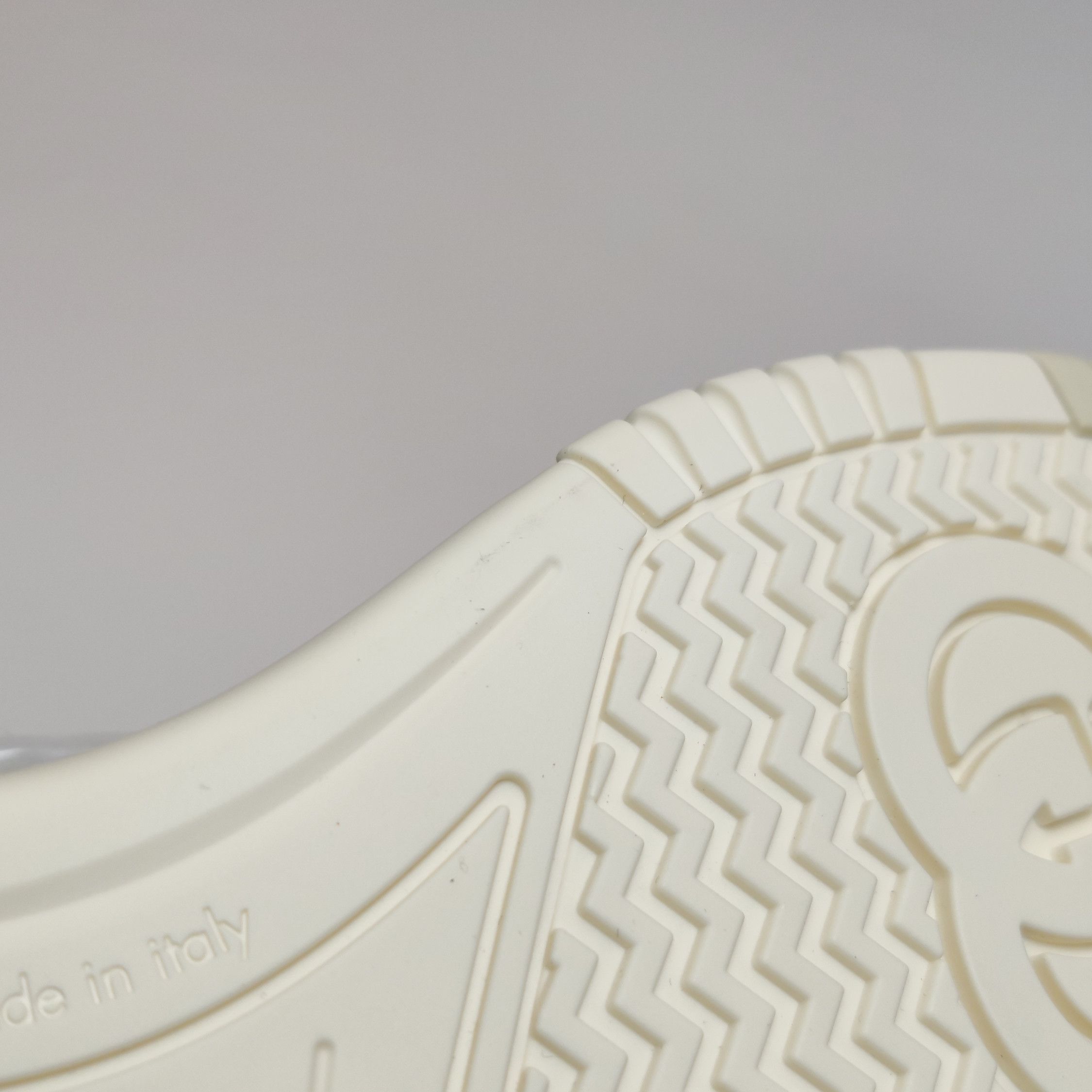 Gucci Gucci Women 5-5 Lowtop Sneakers Size US 5.5 / IT 35.5 - 8 Thumbnail