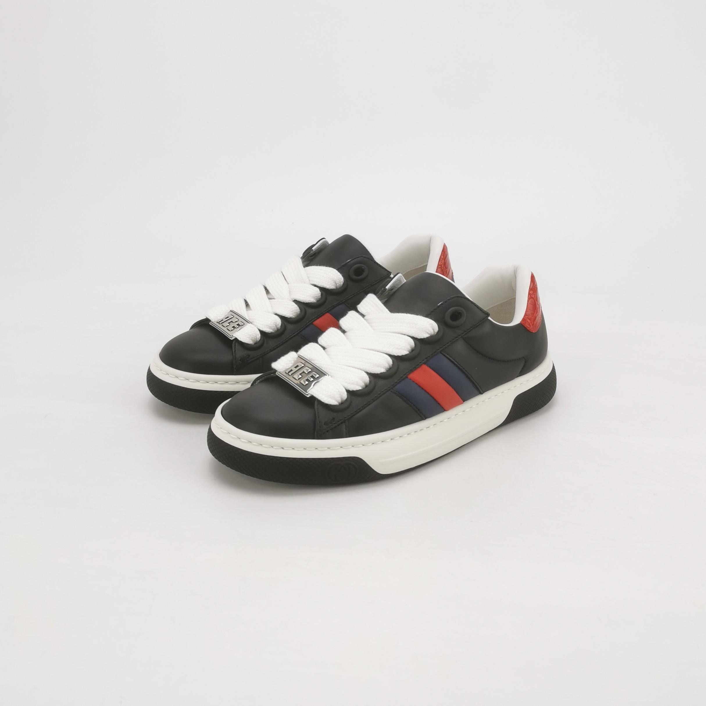 Gucci Gucci Women 6 Lowtop Sneakers Size US 6 / IT 36 - 2 Thumbnail