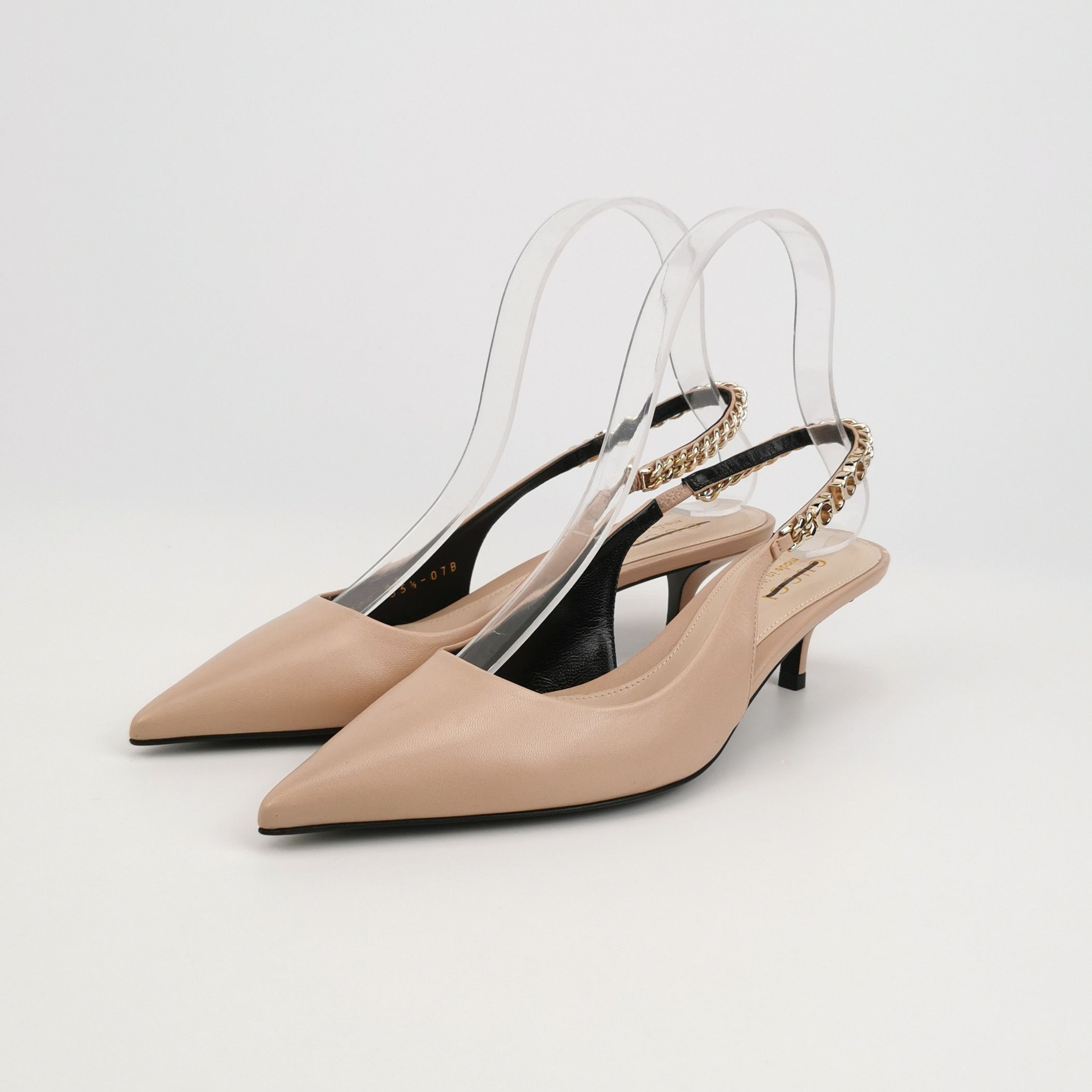 Gucci Gucci Women 5-5 Flats Size US 5.5 / IT 35.5 - 2 Thumbnail