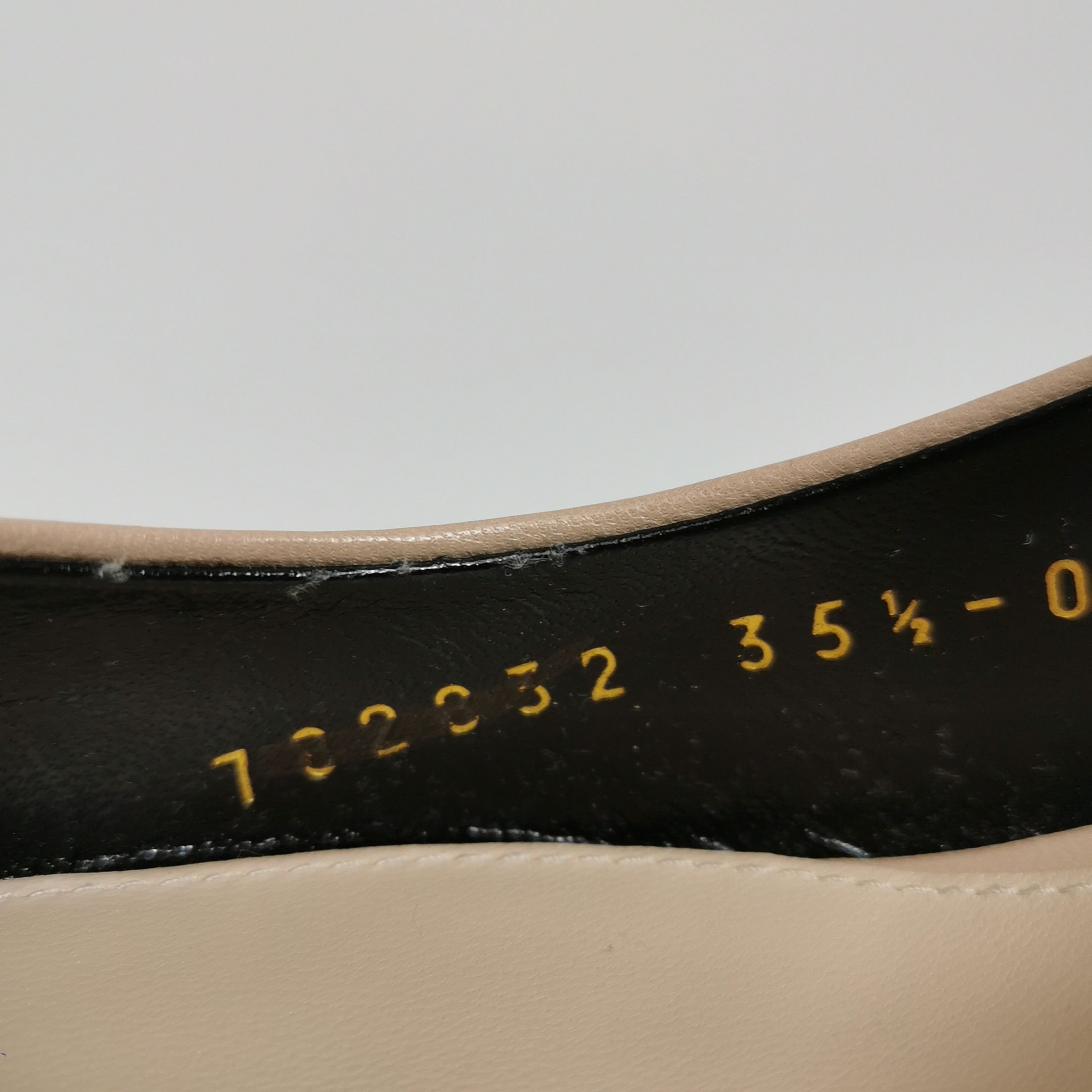 Gucci Gucci Women 5-5 Flats Size US 5.5 / IT 35.5 - 7 Thumbnail