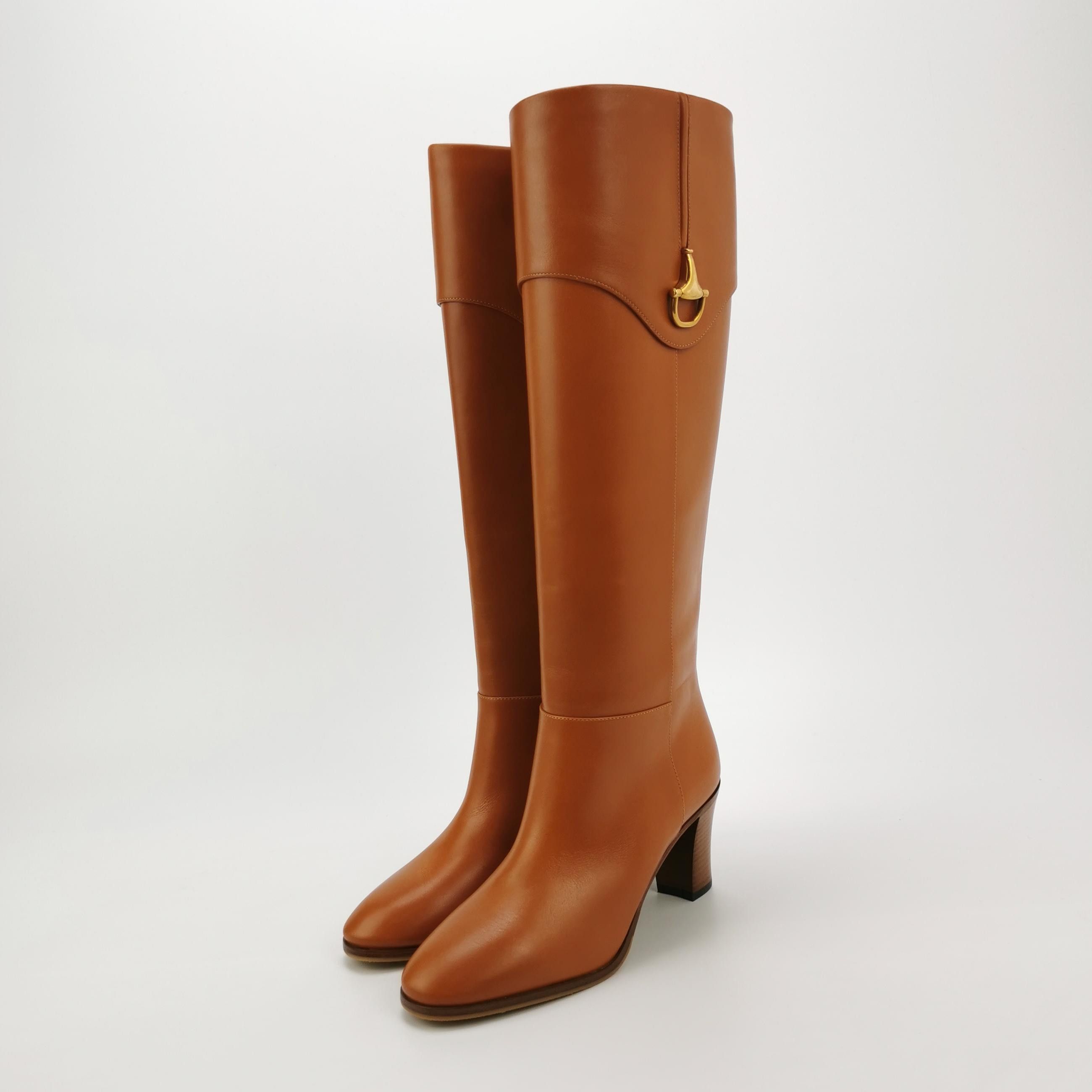 Gucci Gucci Women 6 Boots Size US 6 / IT 36 - 2 Thumbnail