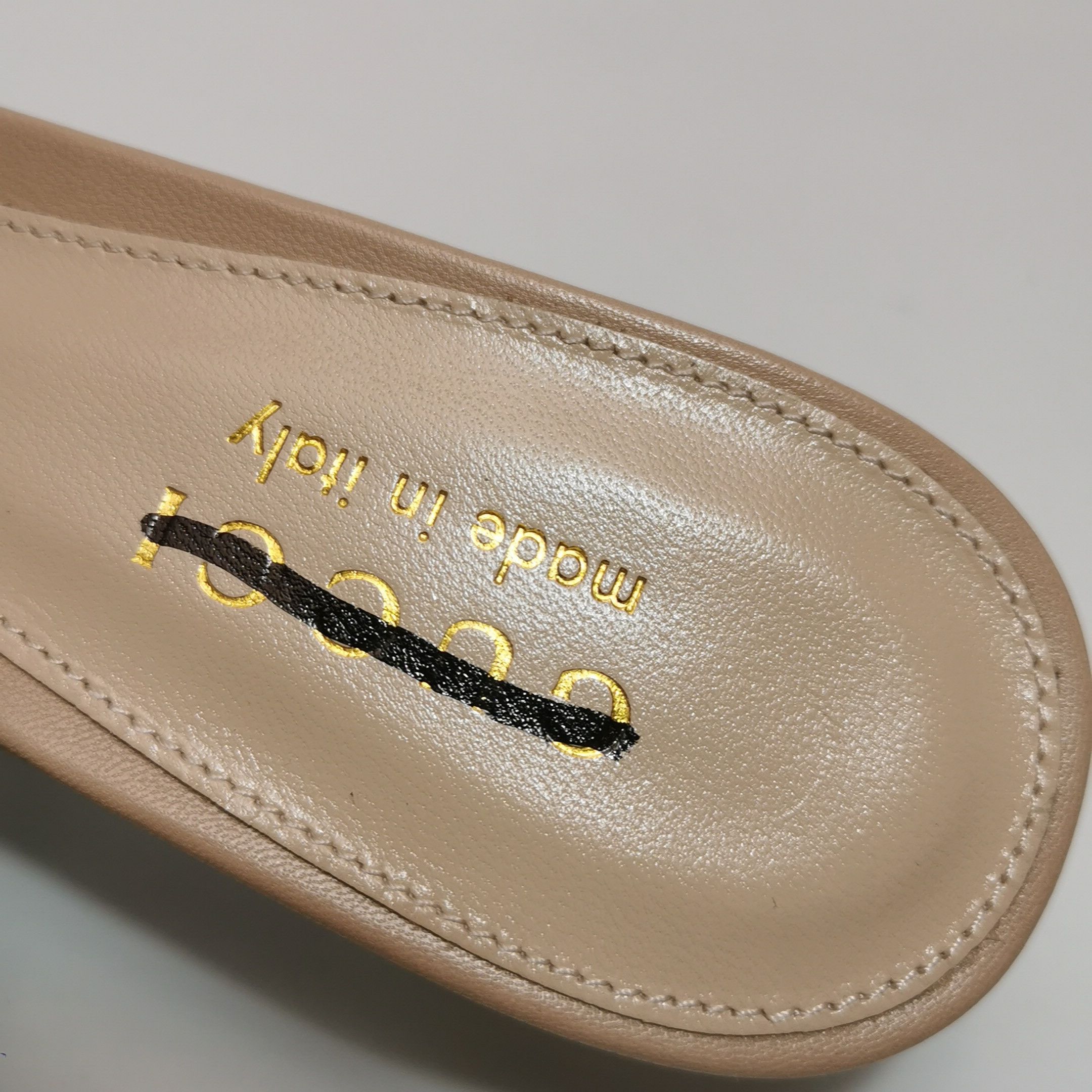 Gucci Gucci Women 5-5 Flats Size US 5.5 / IT 35.5 - 11 Thumbnail
